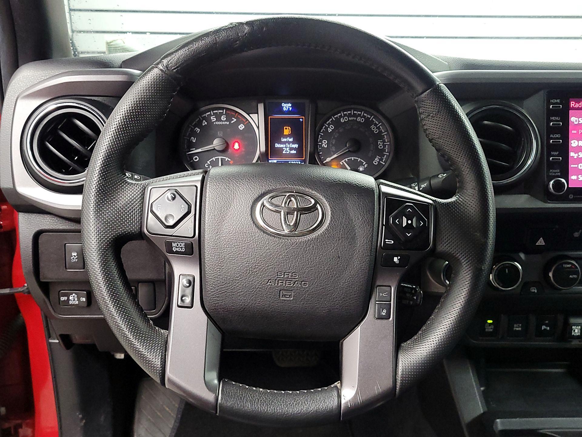 Thumbnail: 2022 Toyota Tacoma - 10