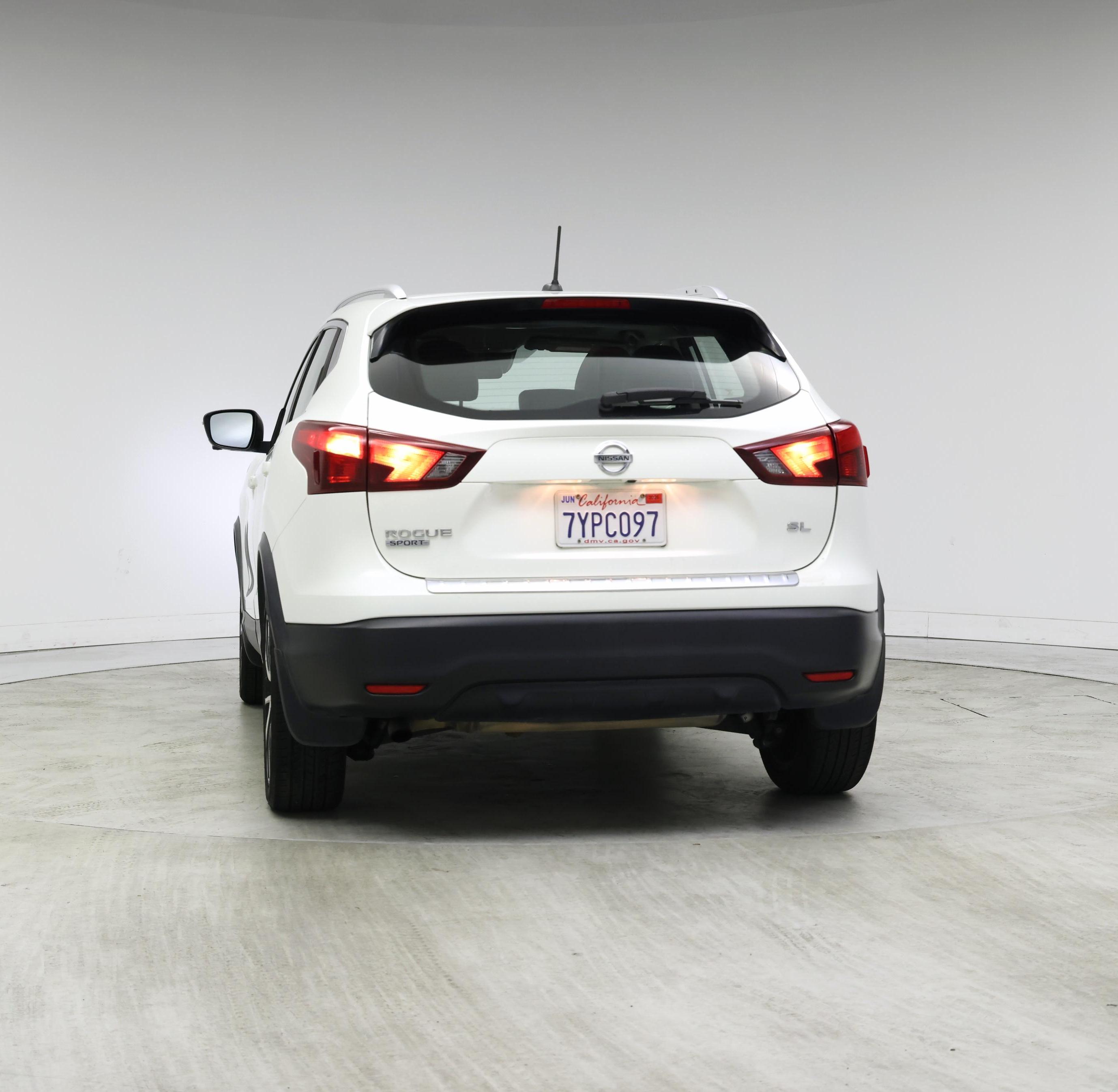 Thumbnail: 2017 Nissan Rogue - 6