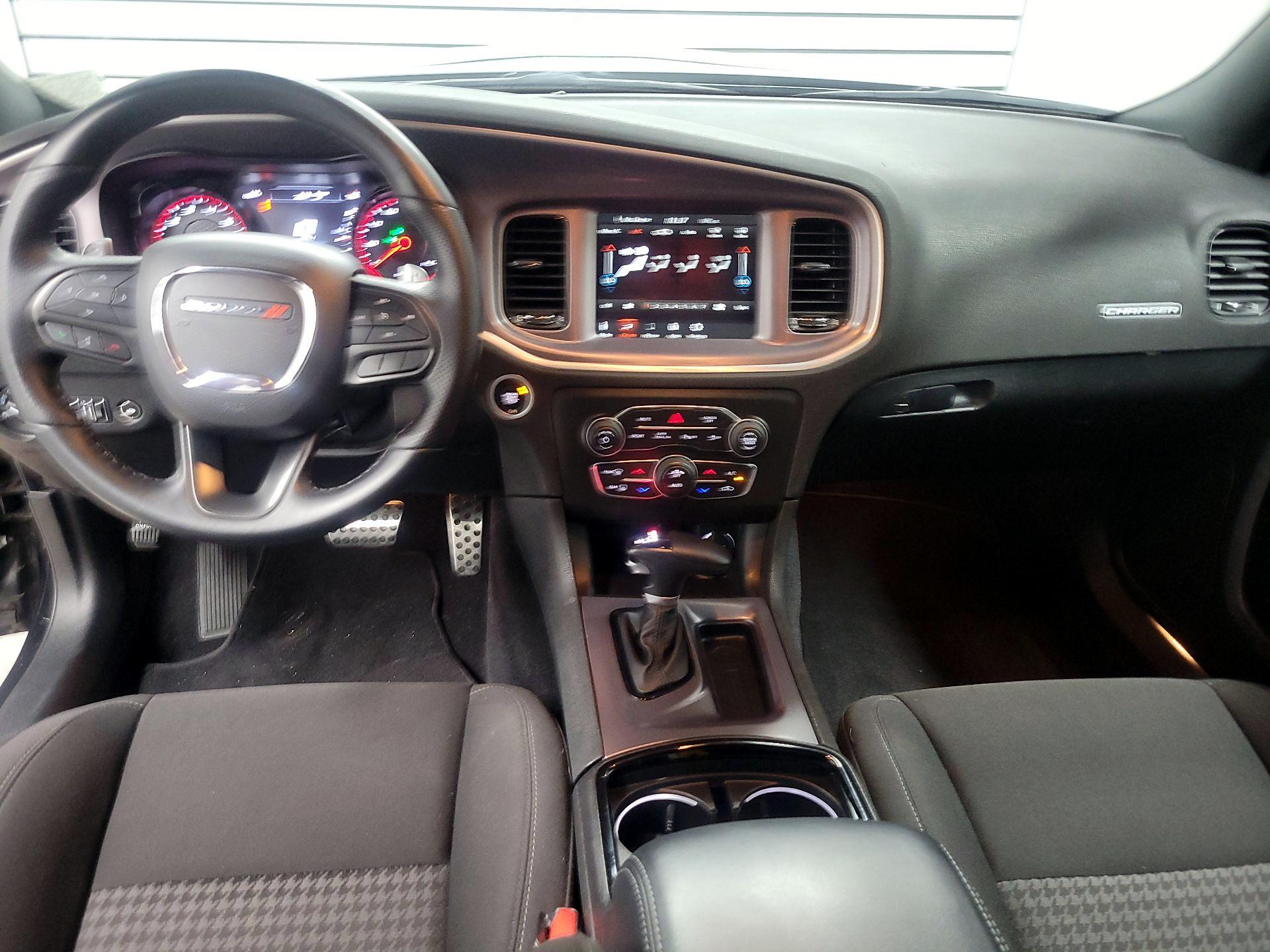 Thumbnail: 2022 Dodge Charger - 9