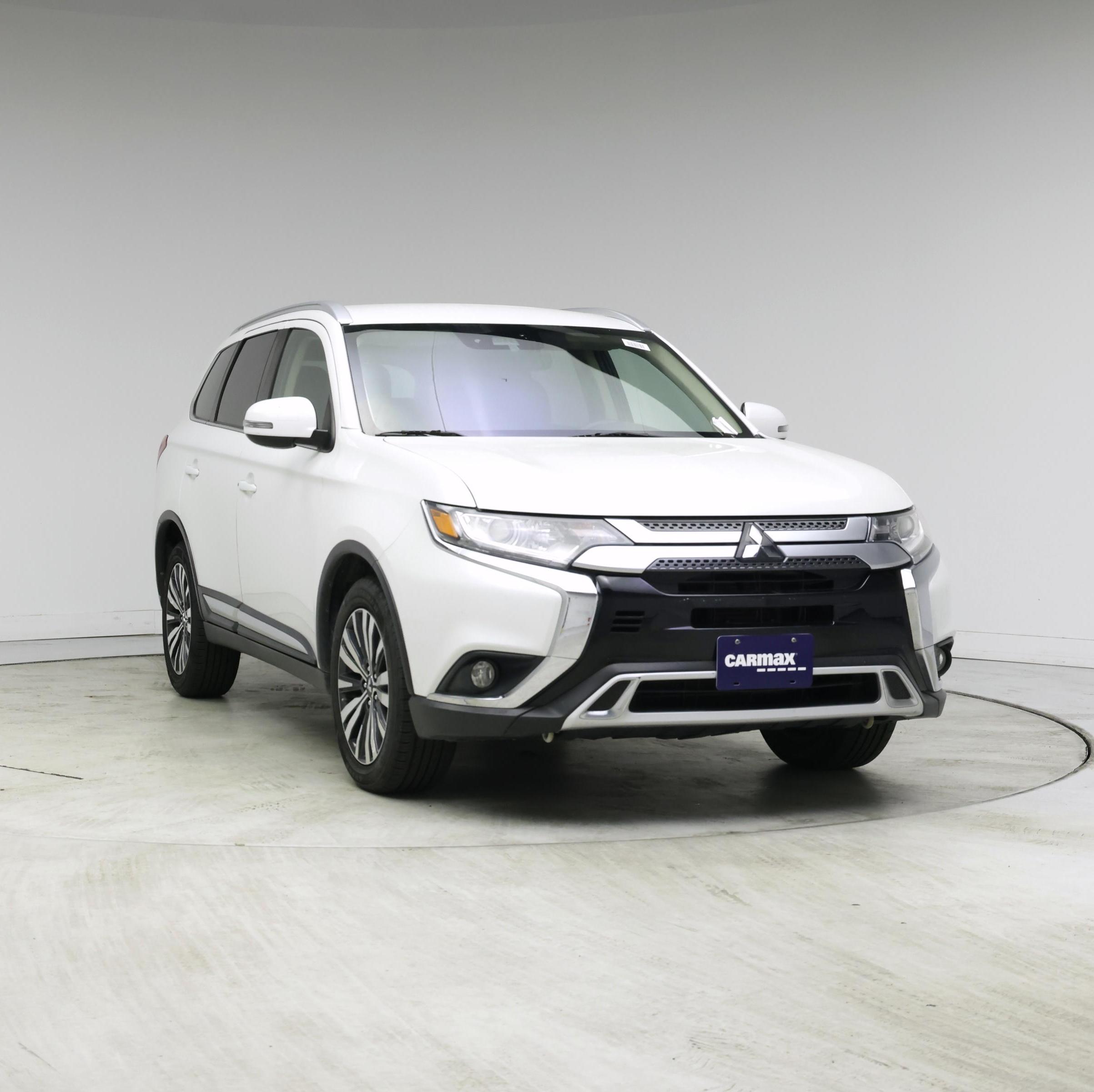 Thumbnail: 2020 Mitsubishi Outlander - 5