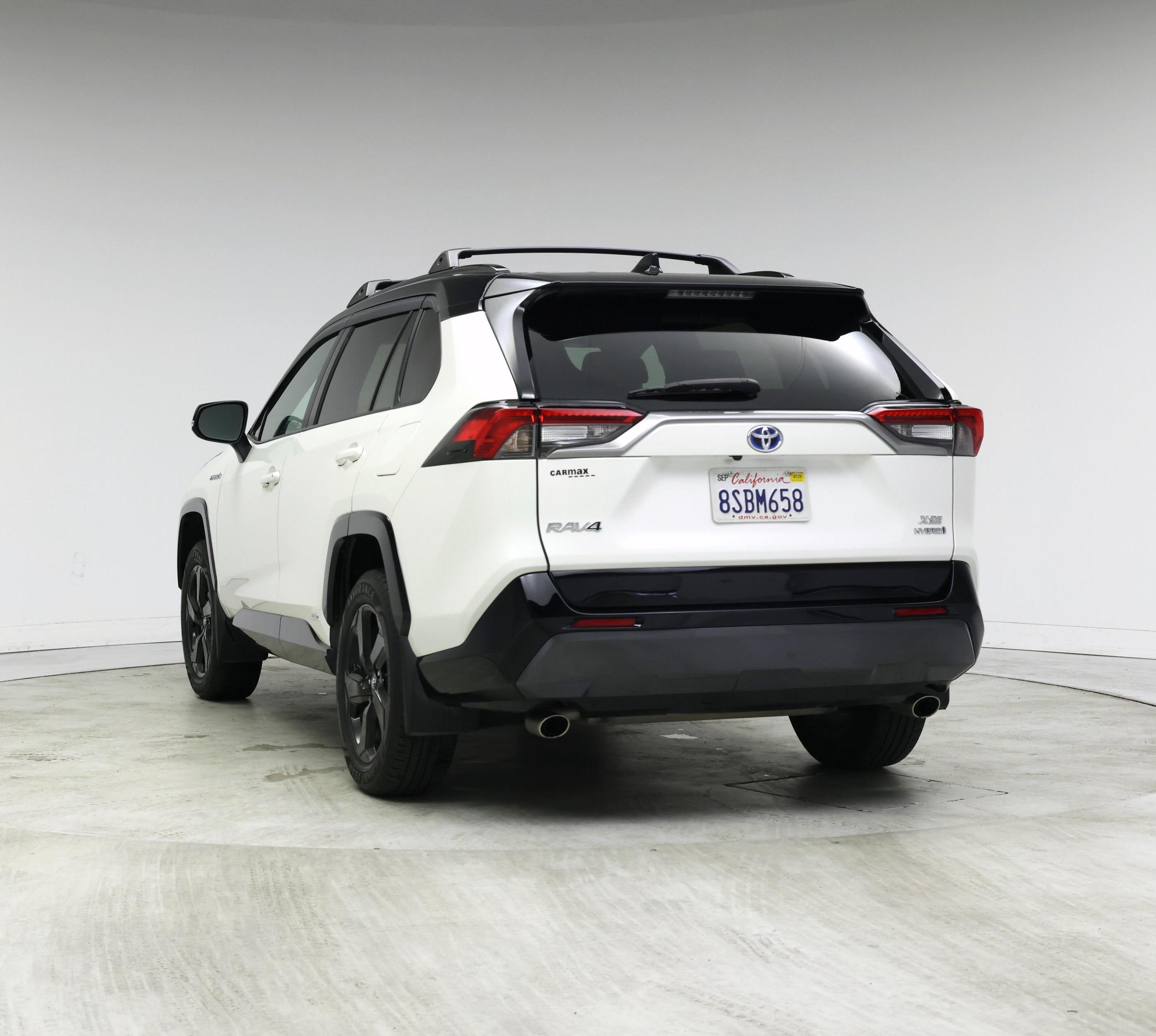 Thumbnail: 2020 Toyota RAV4 - 2