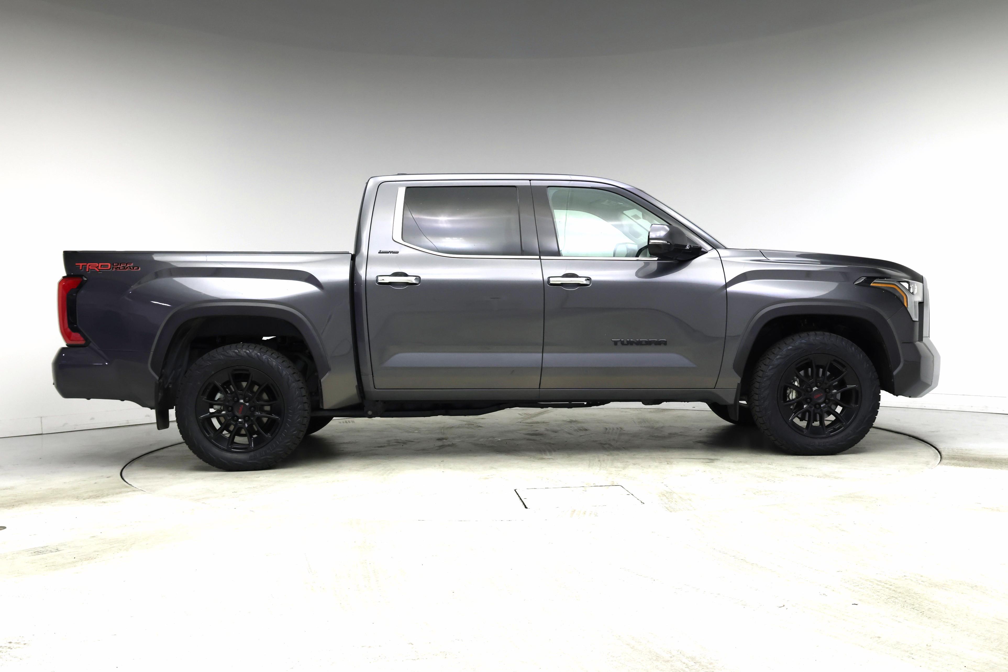 Thumbnail: 2023 Toyota Tundra - 7