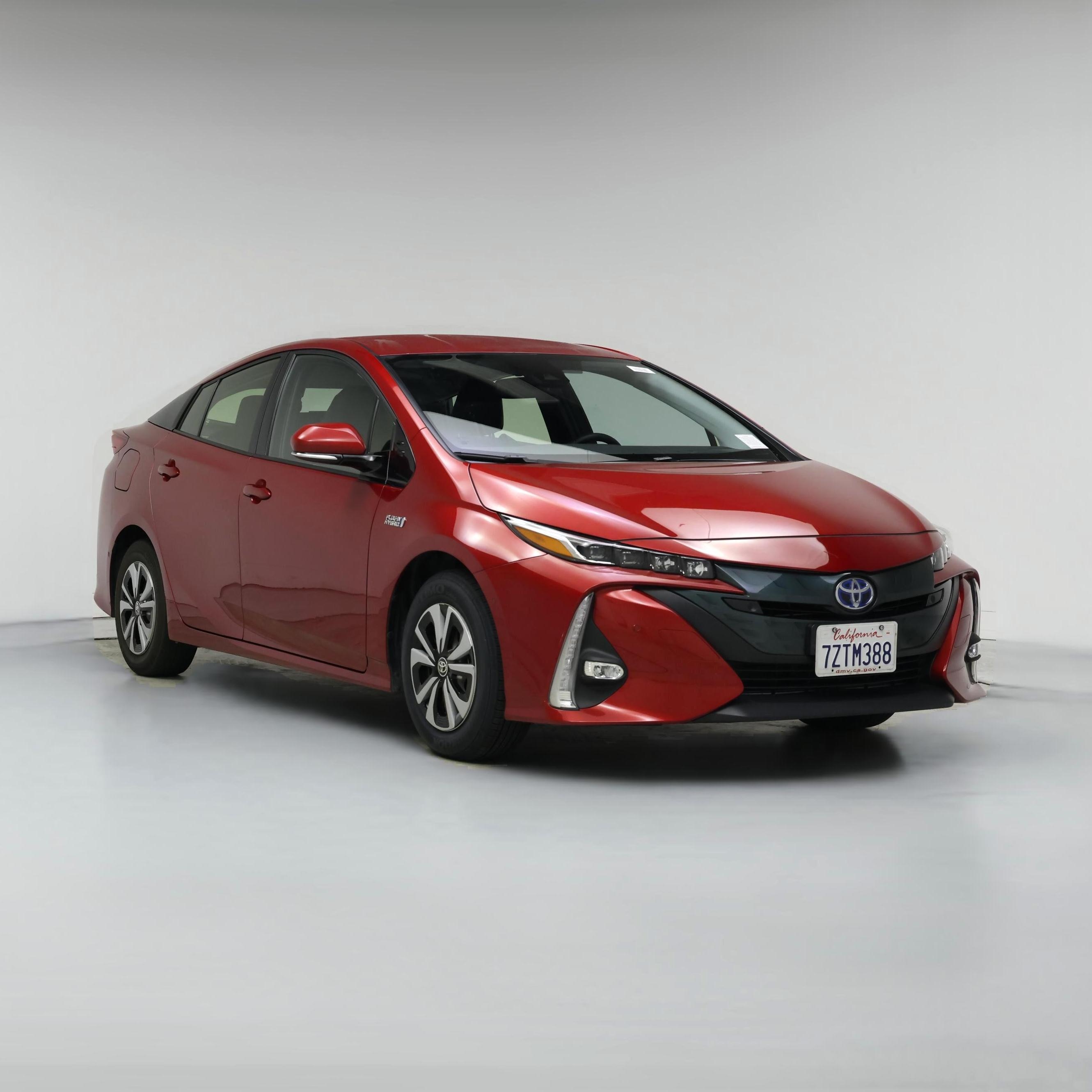 Thumbnail: 2017 Toyota Prius Prime - 1