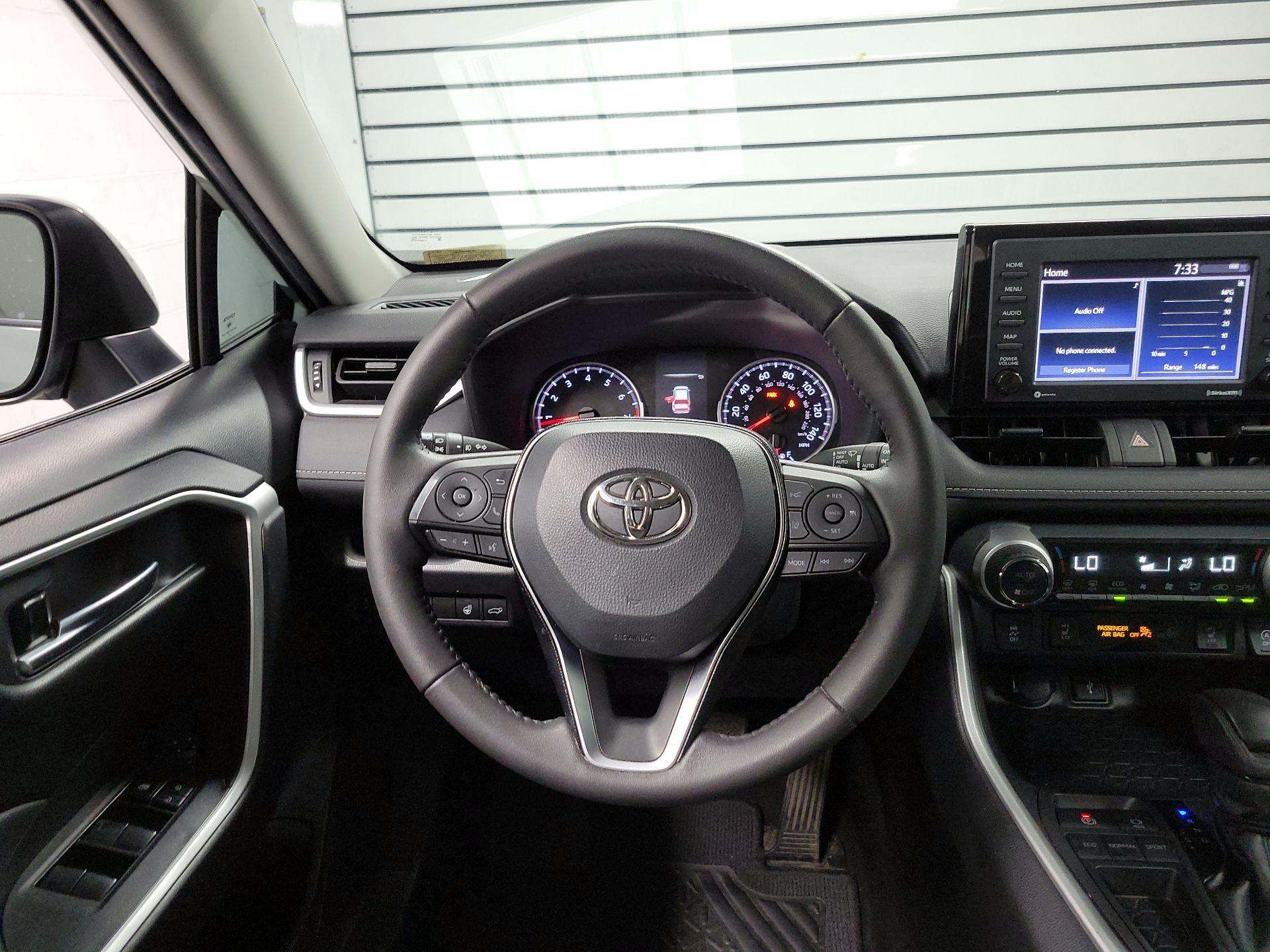 Thumbnail: 2021 Toyota RAV4 - 10