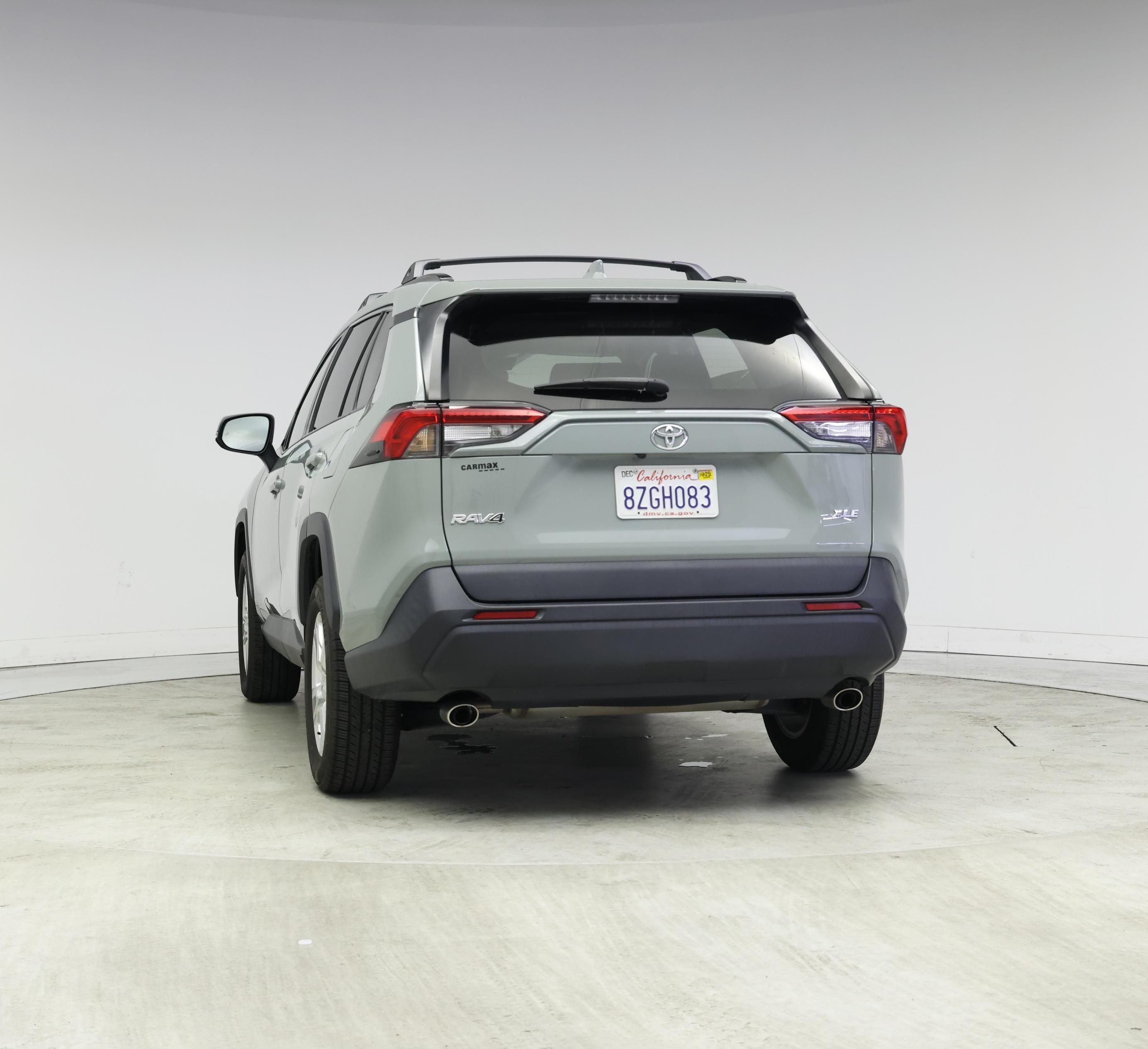 Thumbnail: 2021 Toyota RAV4 - 6