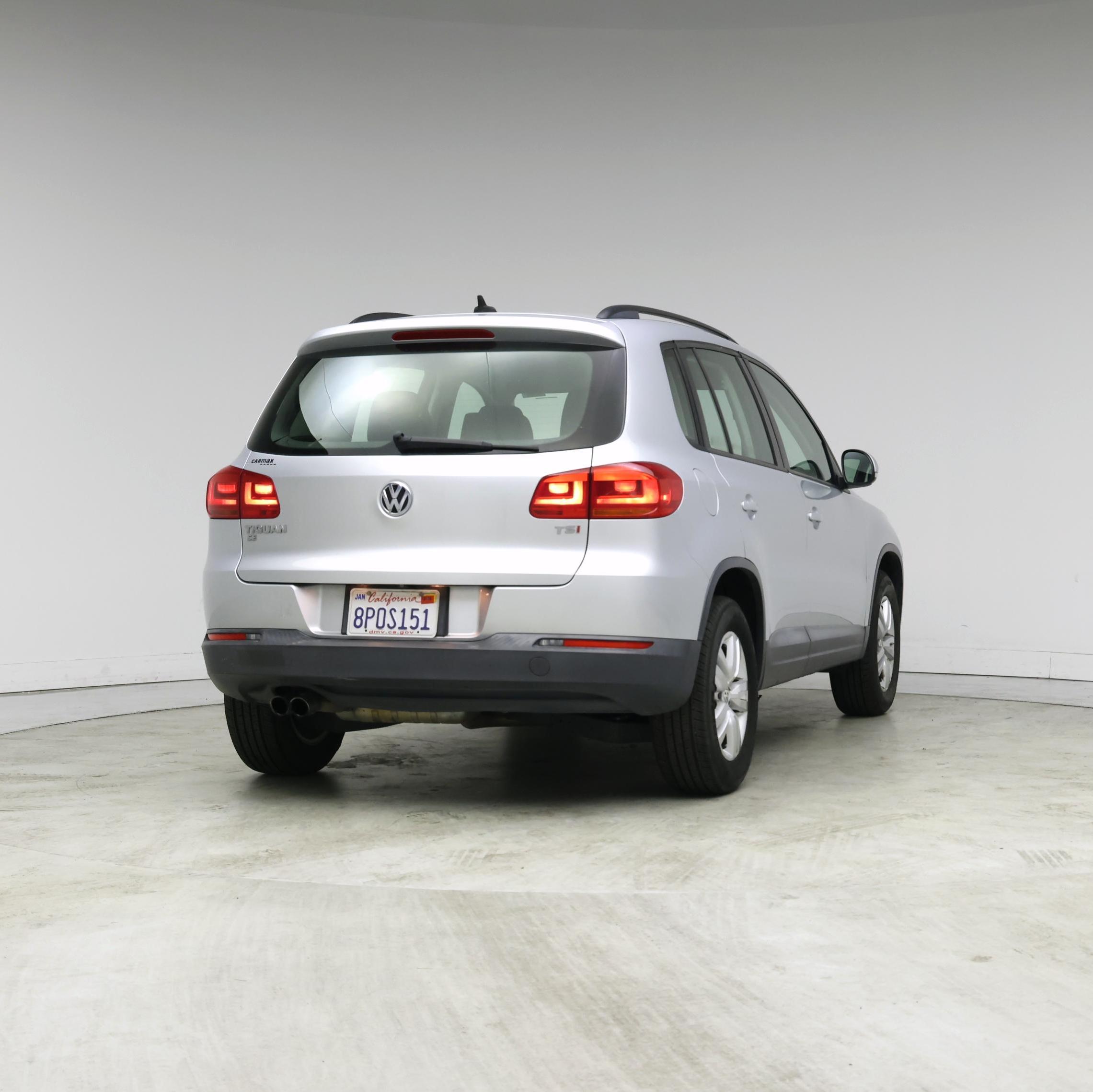 Thumbnail: 2017 Volkswagen Tiguan - 8