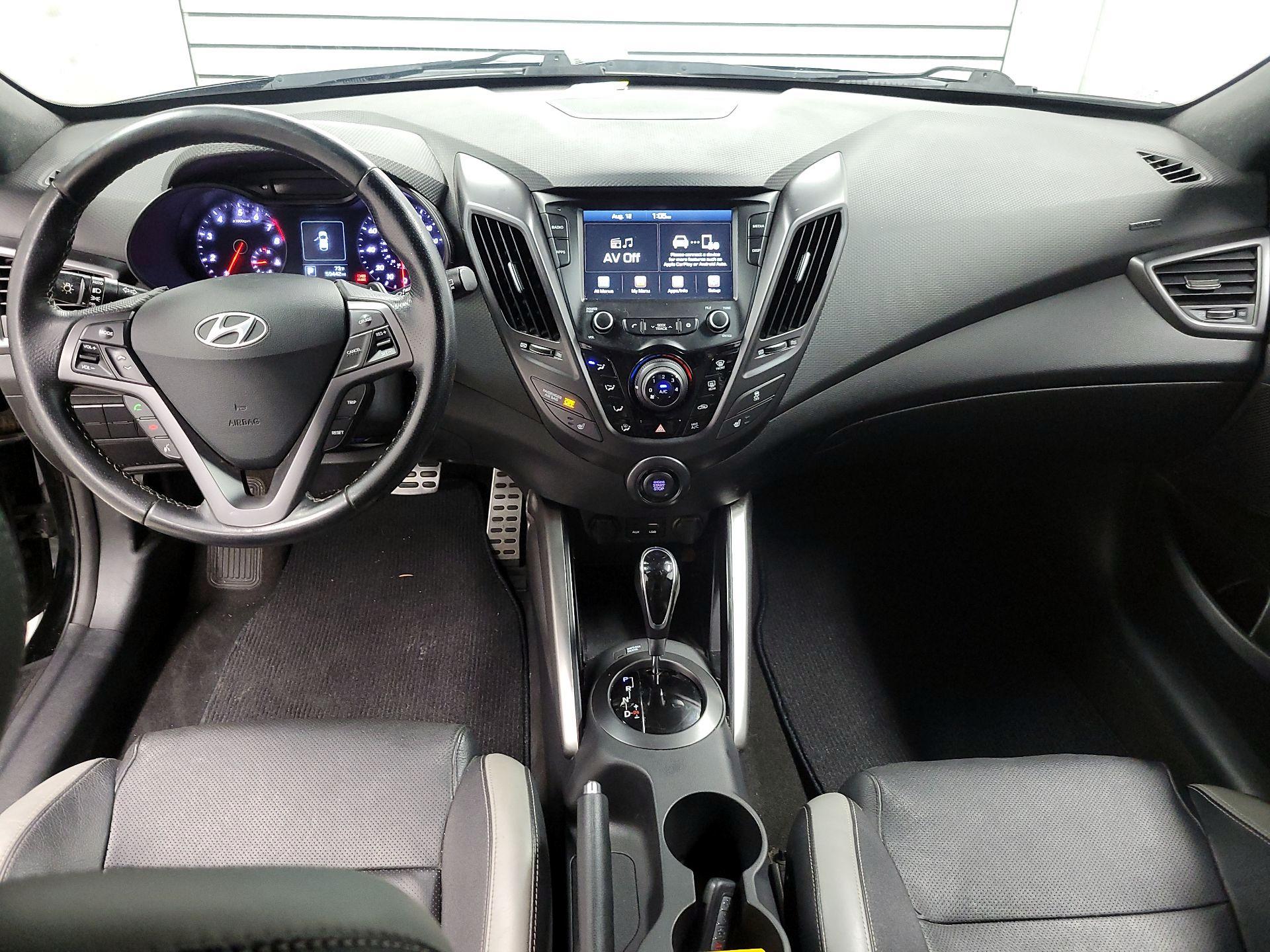 Thumbnail: 2017 Hyundai Veloster - 9