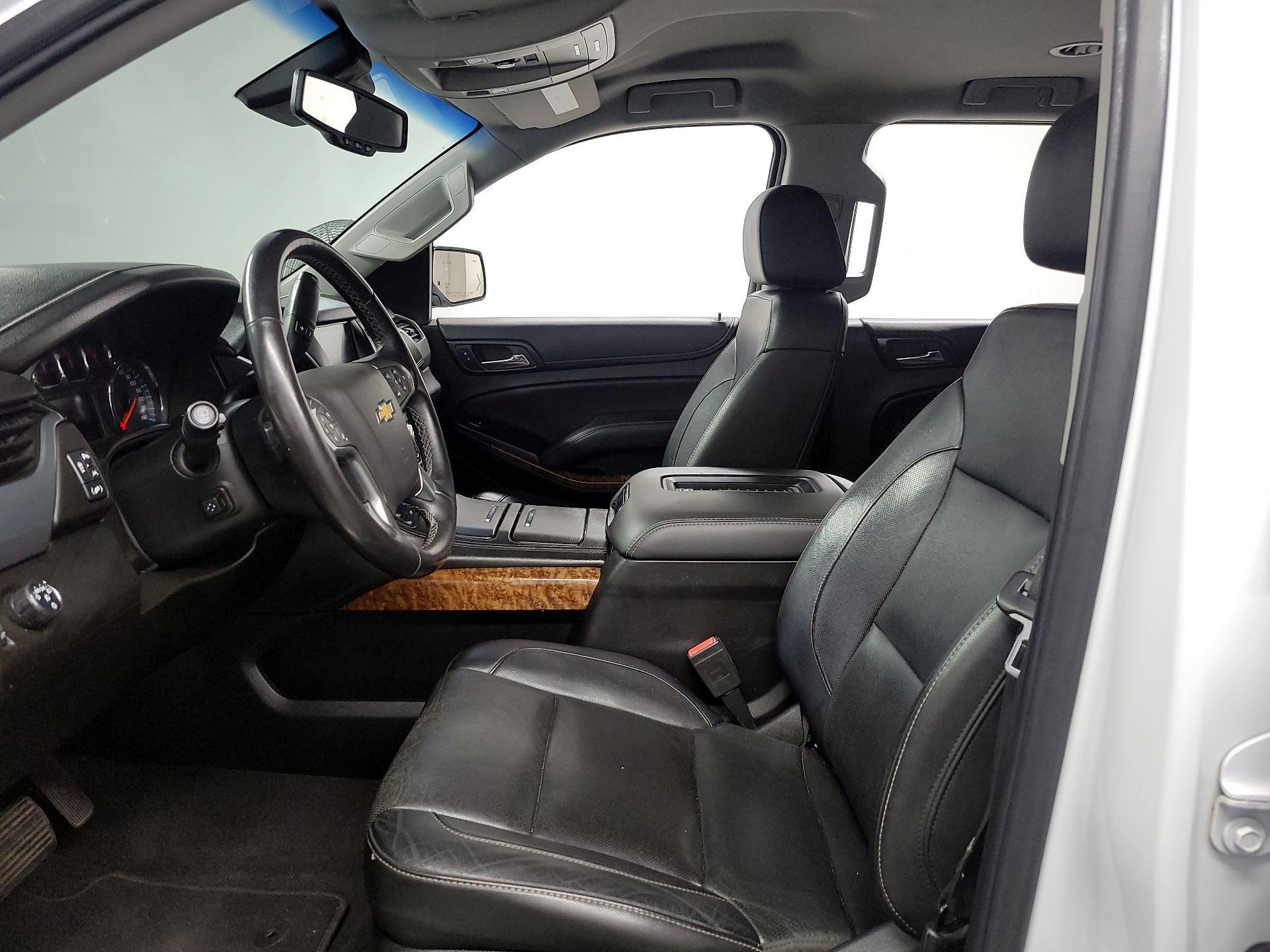 Thumbnail: 2019 Chevrolet Tahoe - 11