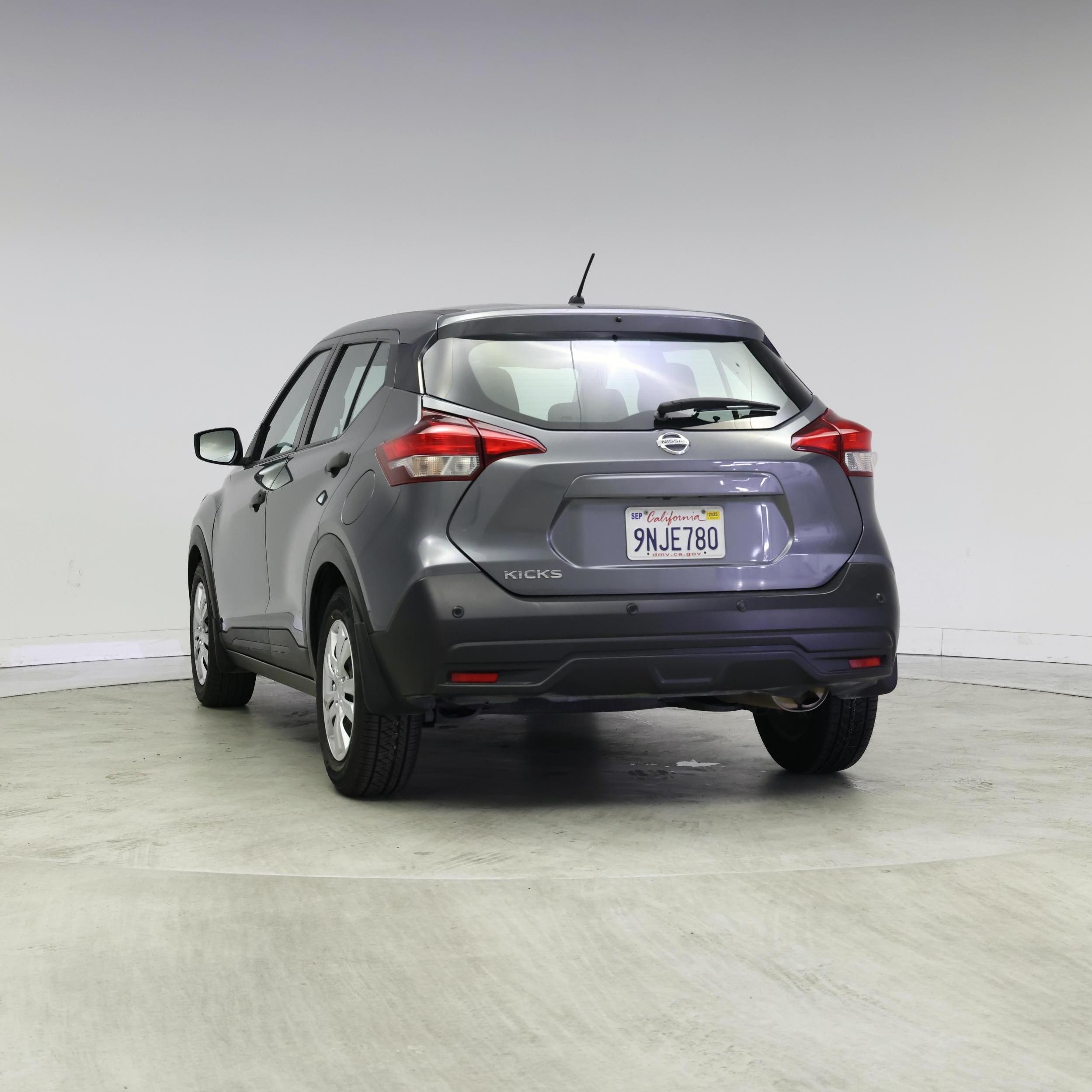 Thumbnail: 2020 Nissan Kicks - 2