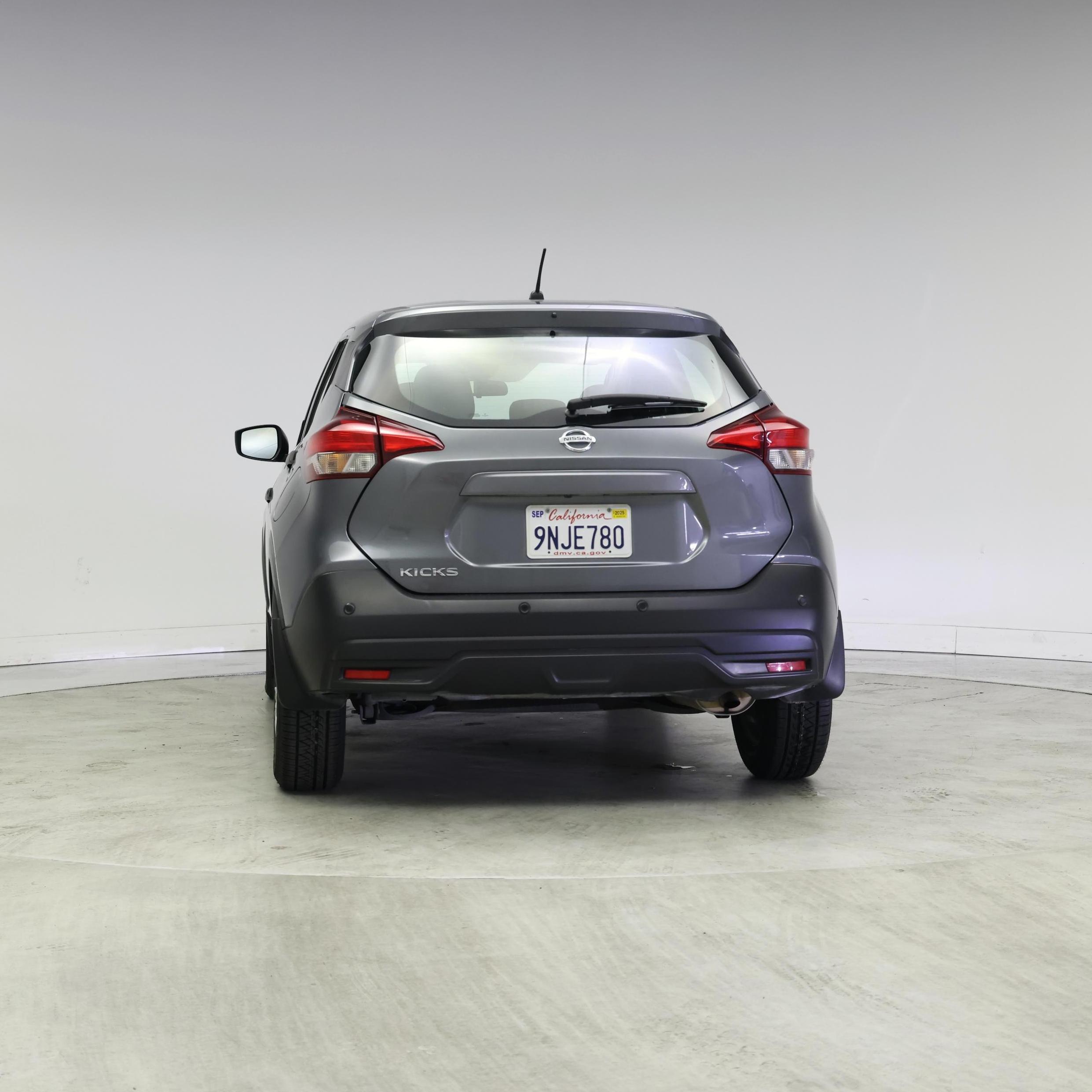 Thumbnail: 2020 Nissan Kicks - 6