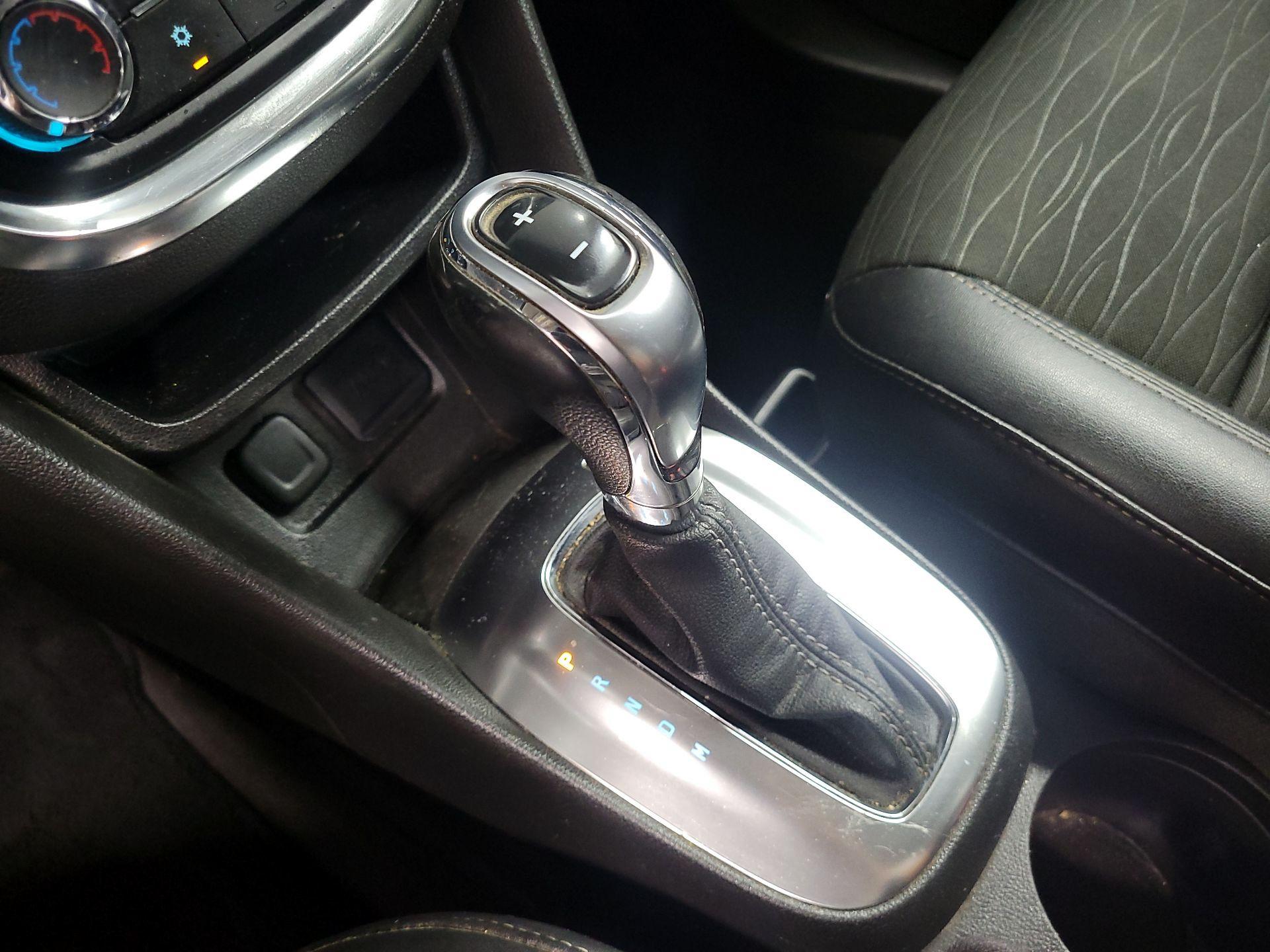 Thumbnail: 2016 Buick Encore - 17