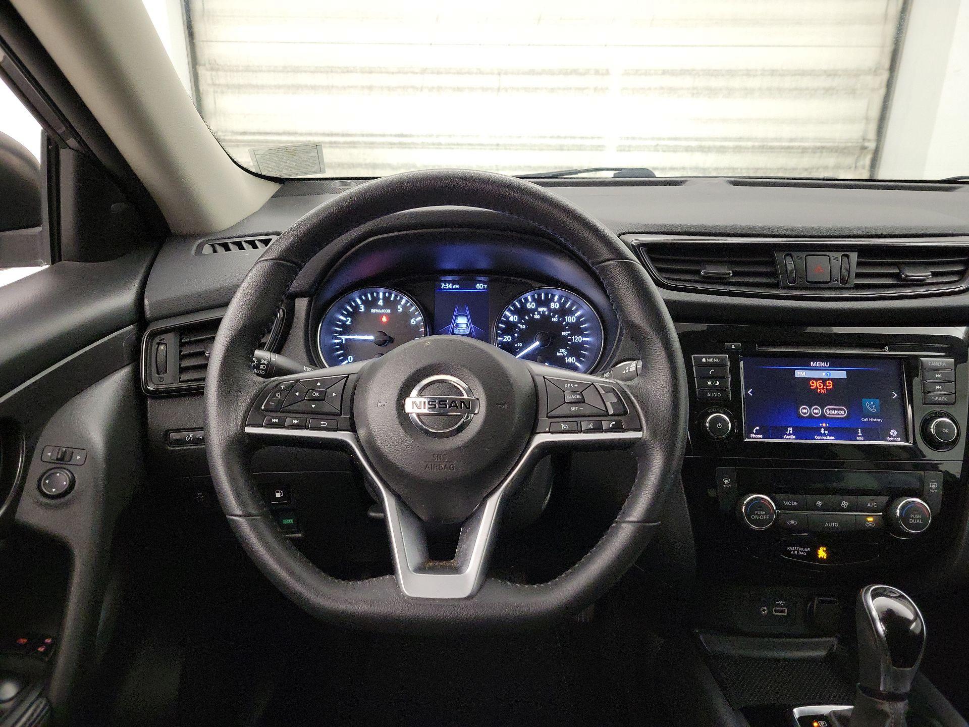 Thumbnail: 2019 Nissan Rogue - 10