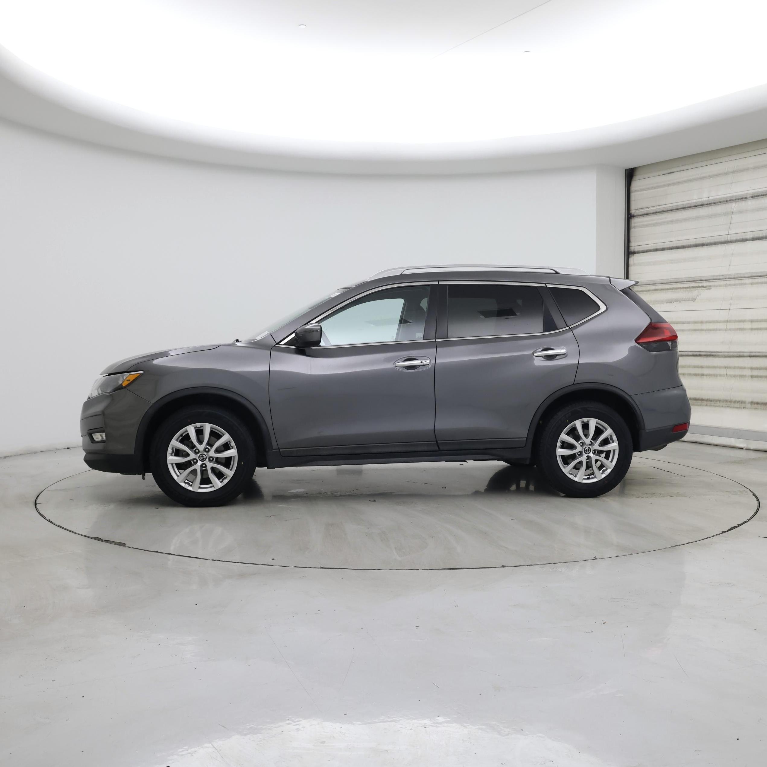 Thumbnail: 2019 Nissan Rogue - 3