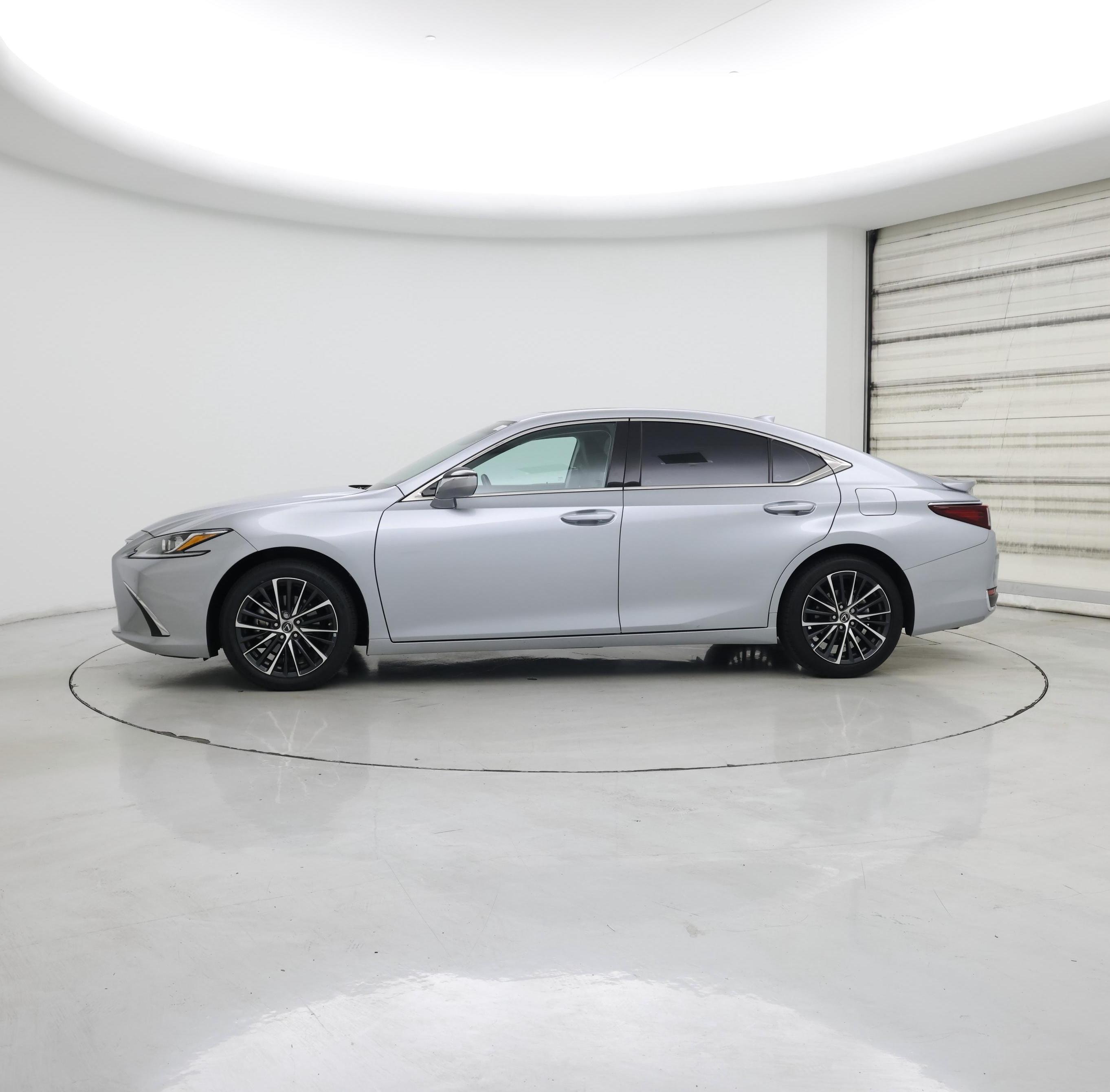 Thumbnail: 2024 Lexus ES - 3