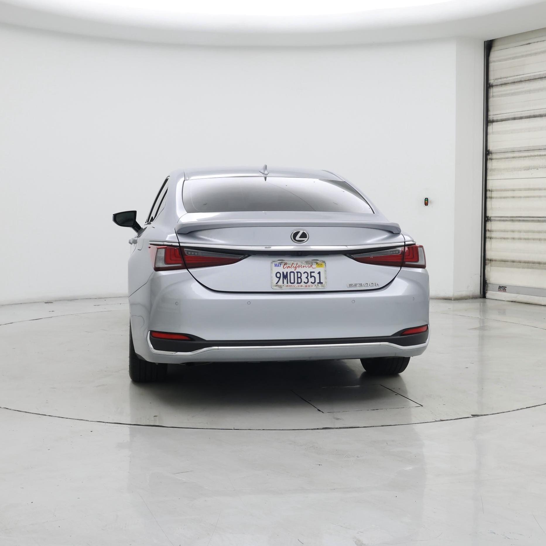 Thumbnail: 2024 Lexus ES - 6