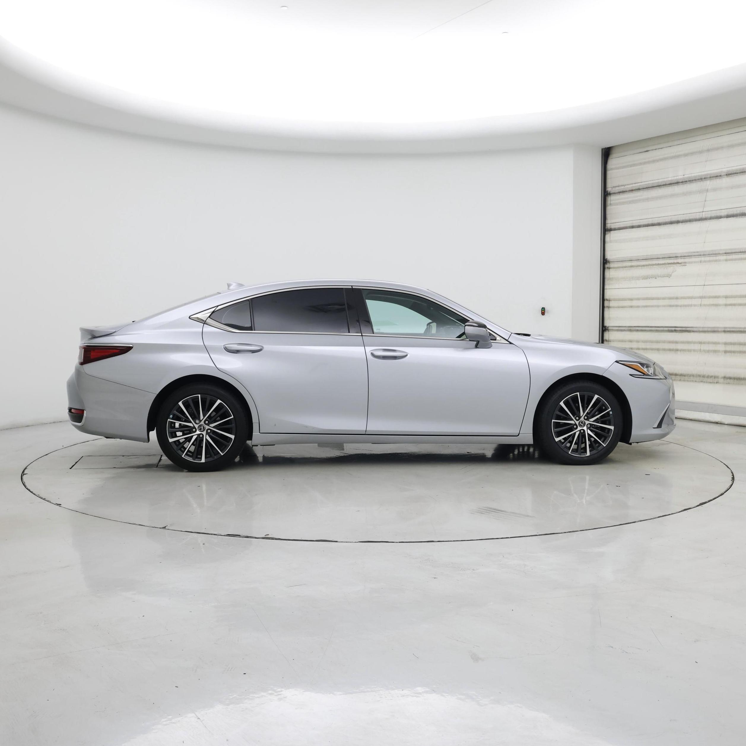 Thumbnail: 2024 Lexus ES - 7