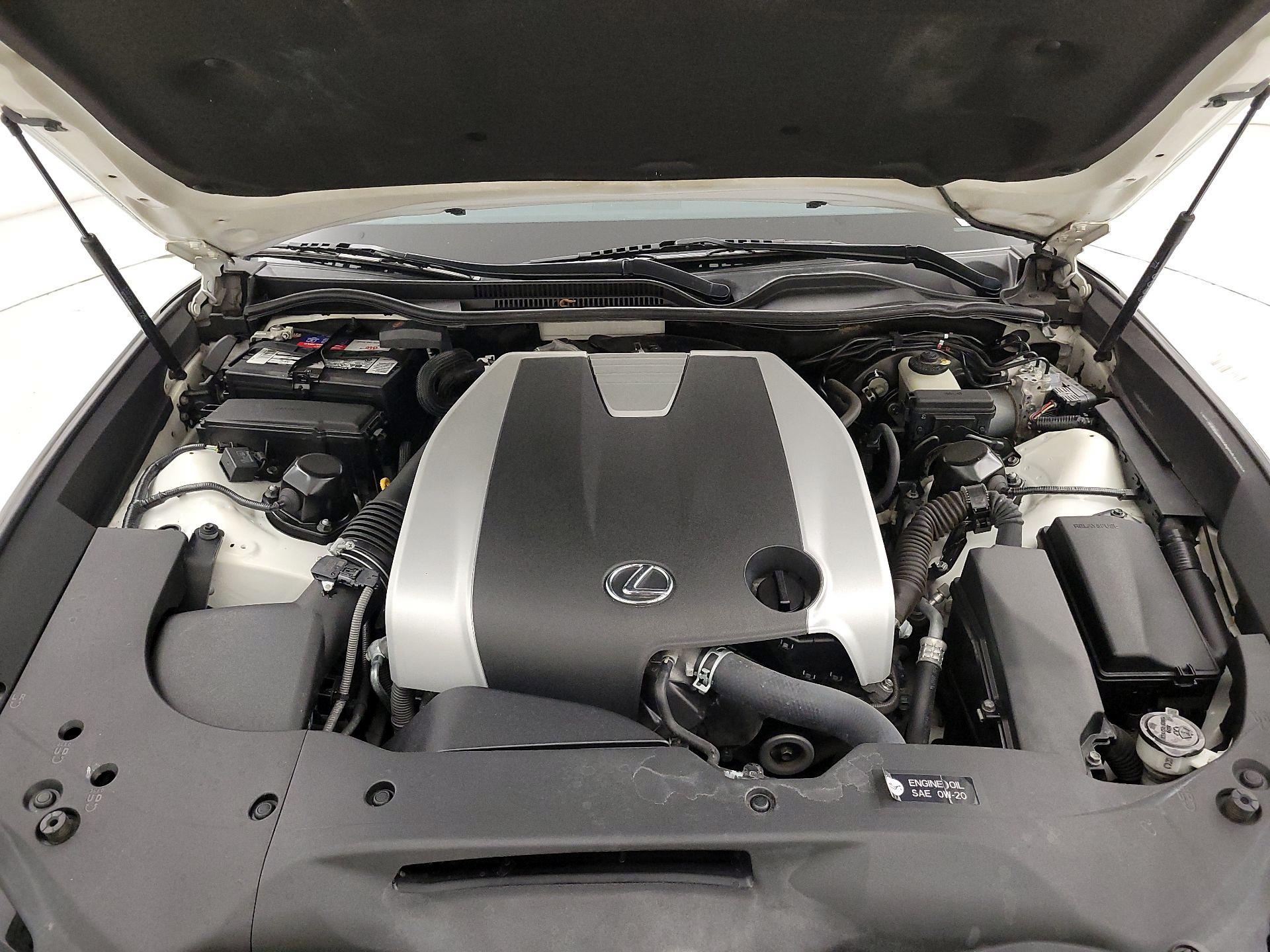 Thumbnail: 2015 Lexus RC - 19
