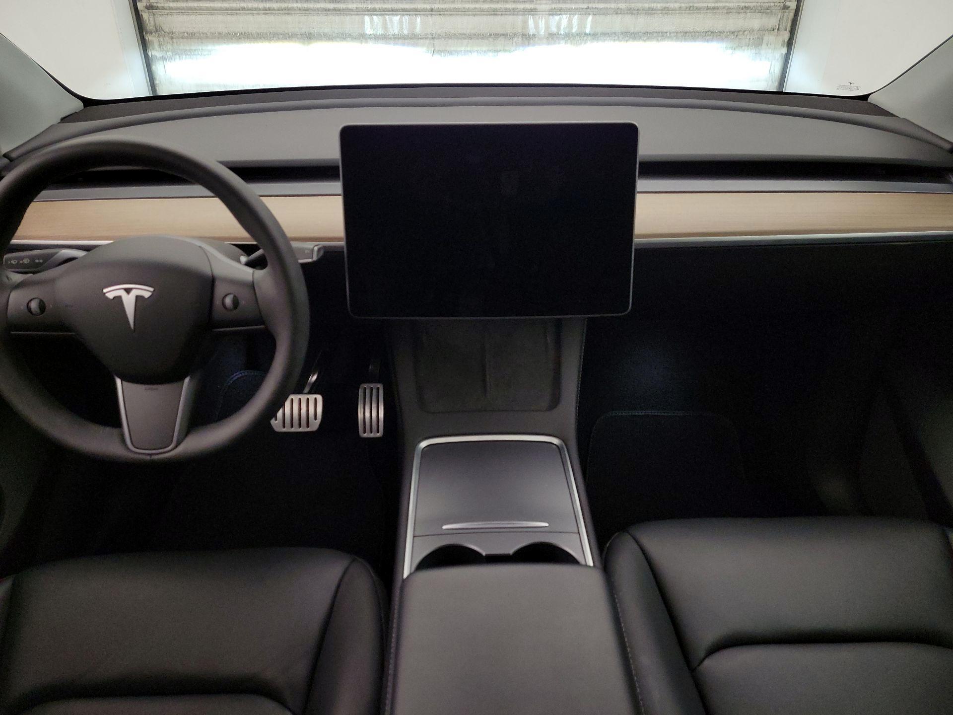 Thumbnail: 2022 Tesla Model Y - 9