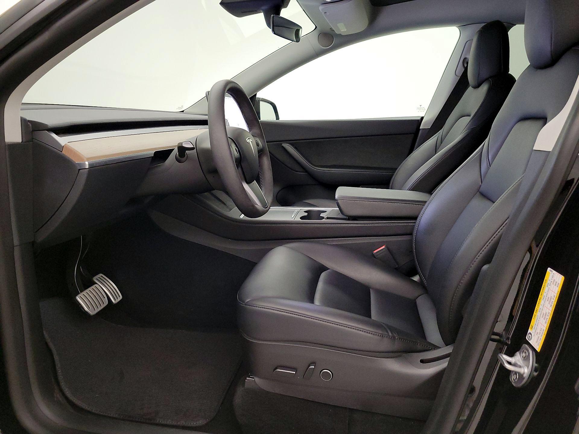 Thumbnail: 2022 Tesla Model Y - 11