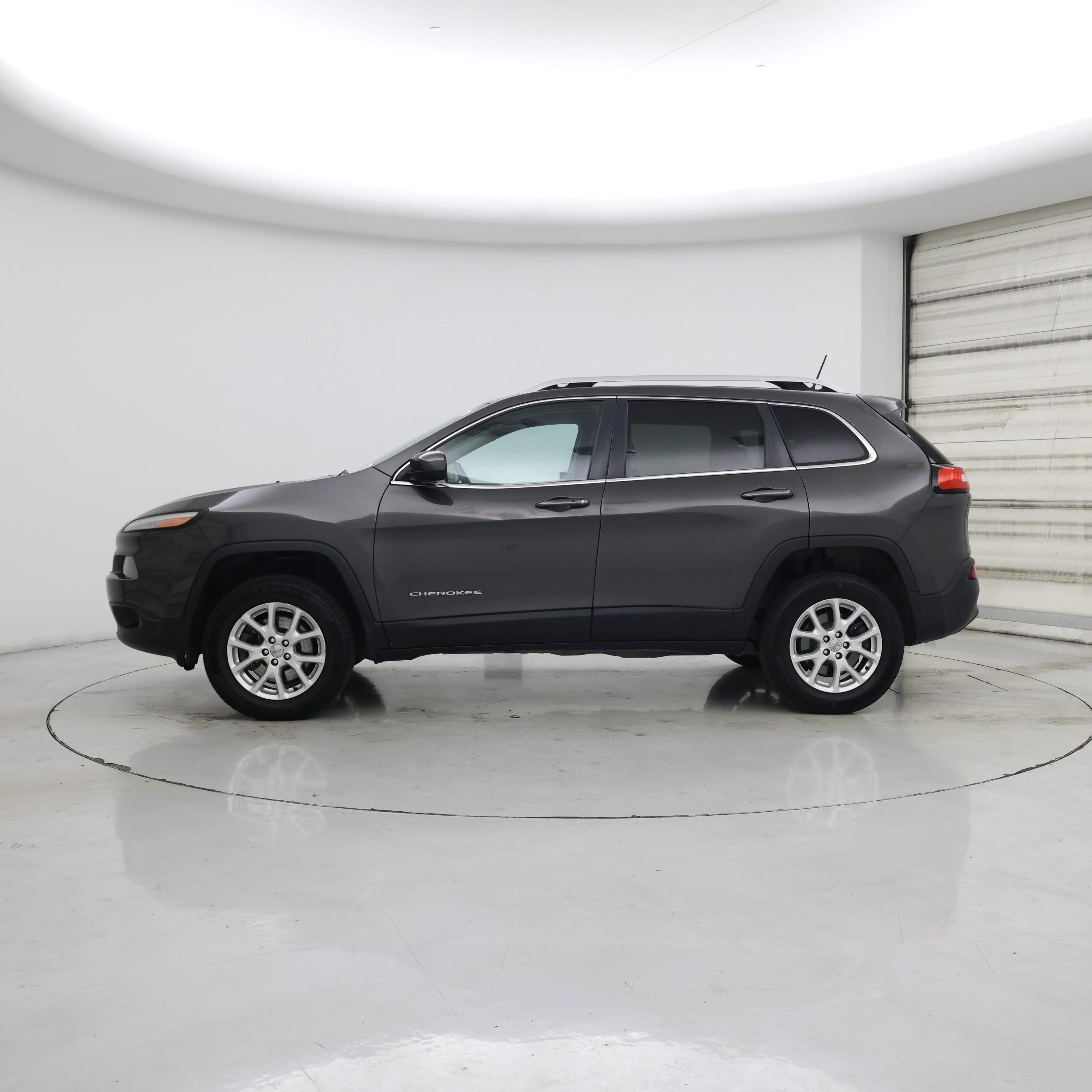 Thumbnail: 2014 Jeep Cherokee - 3