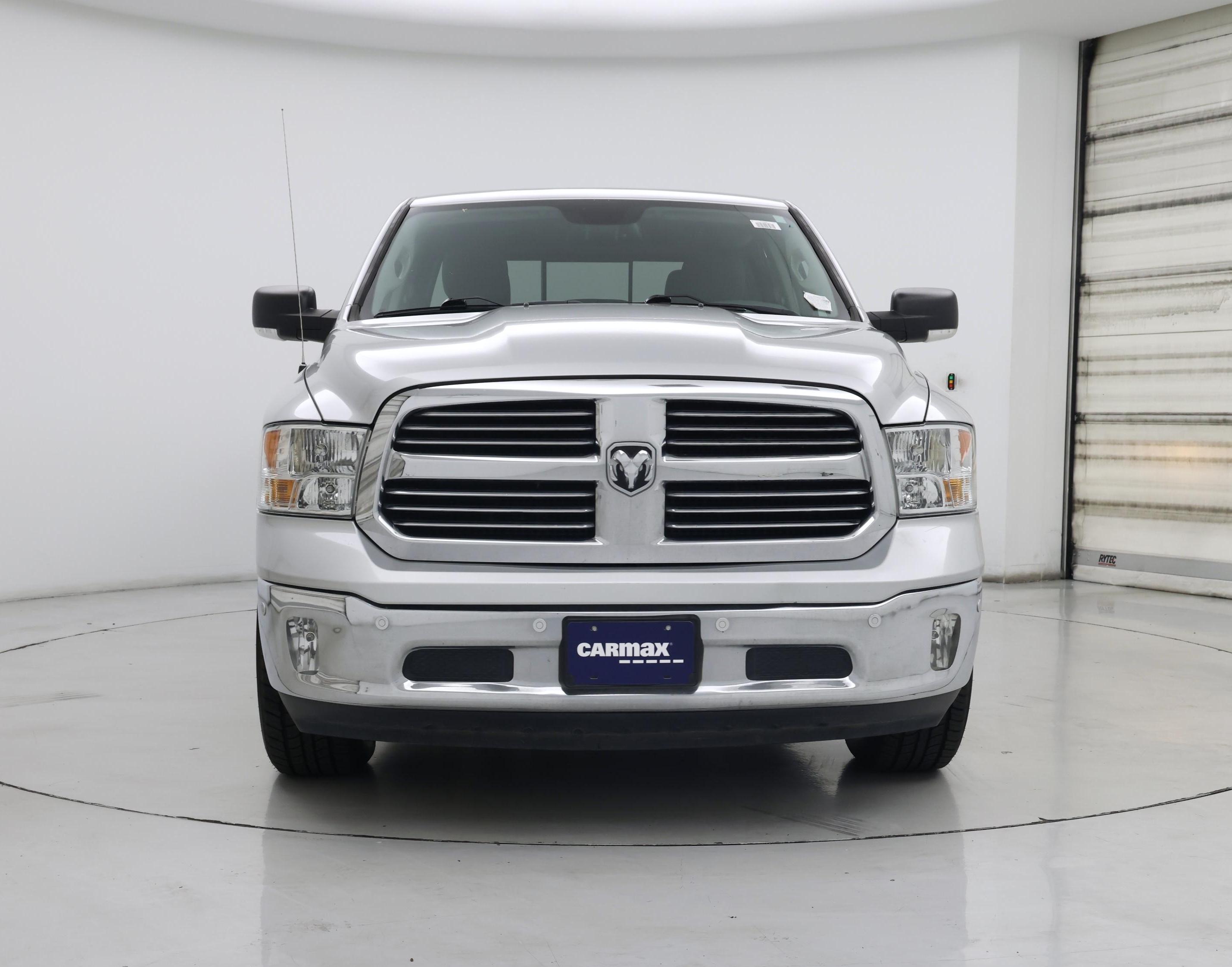 Thumbnail: 2019 RAM 1500 Classic - 5