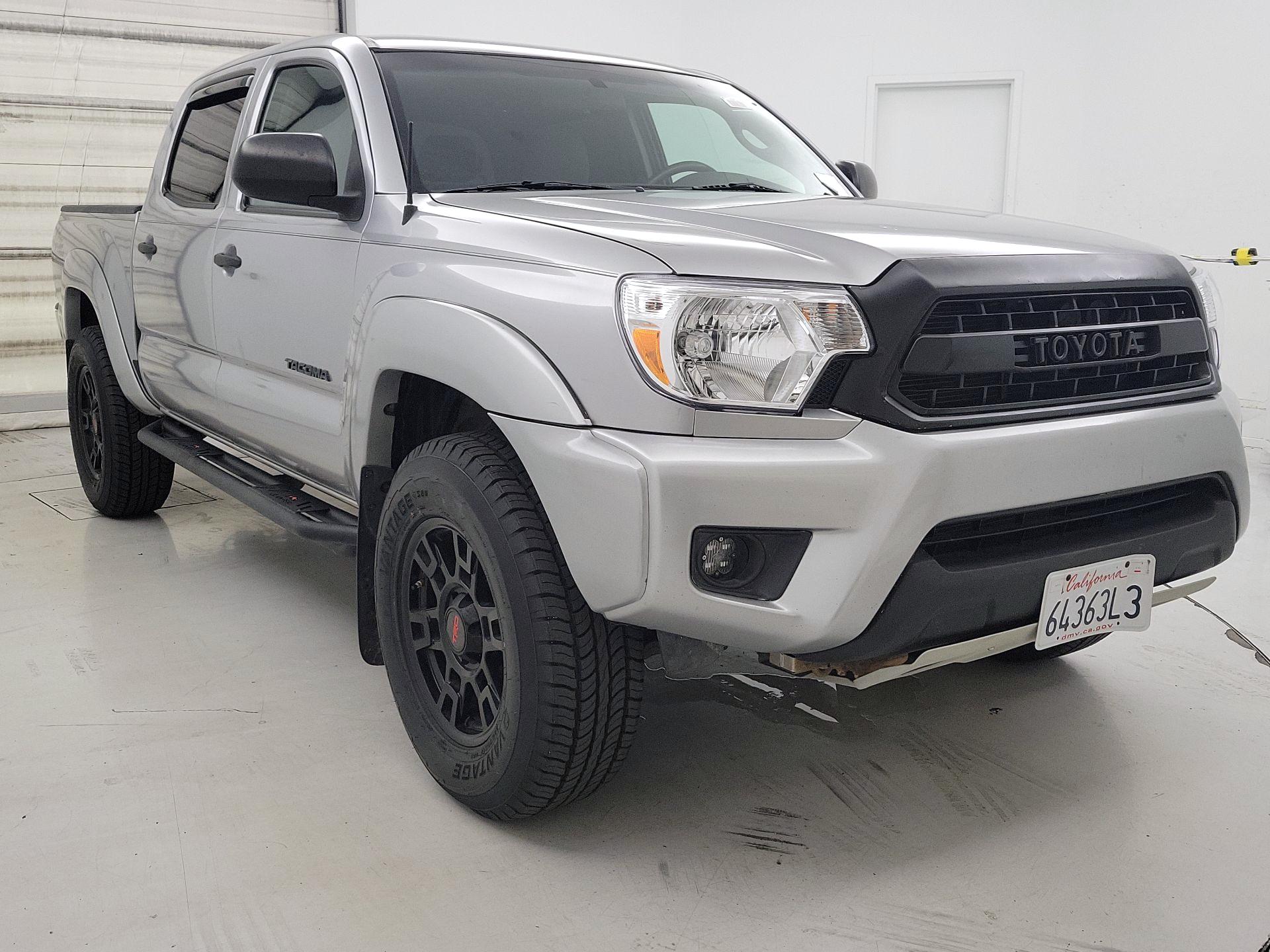 Thumbnail: 2015 Toyota Tacoma - 1