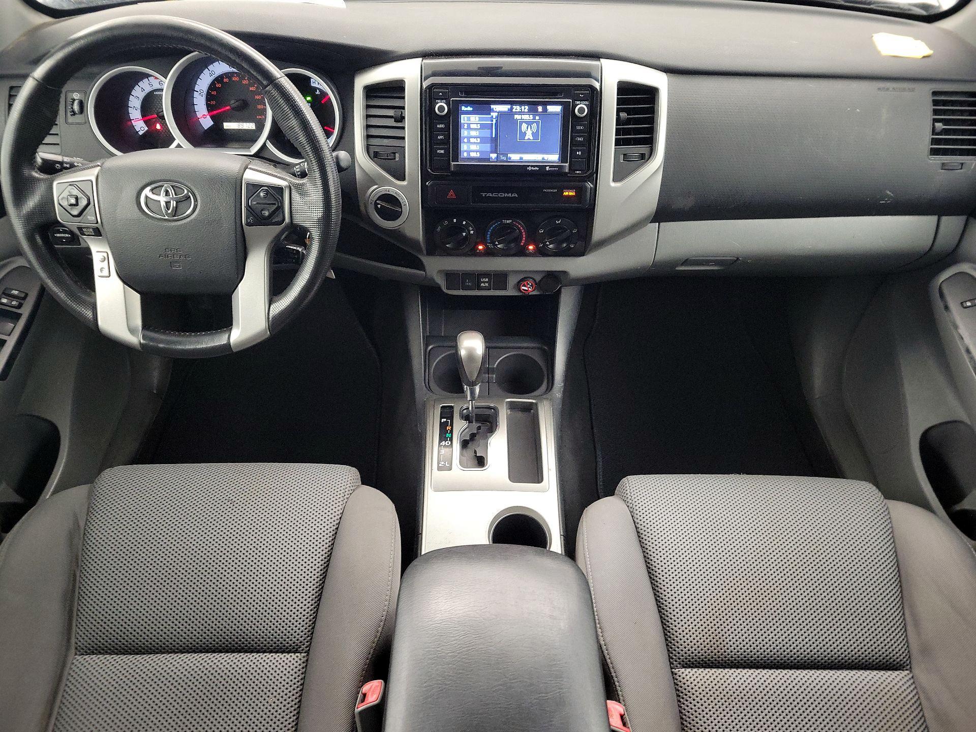 Thumbnail: 2015 Toyota Tacoma - 8