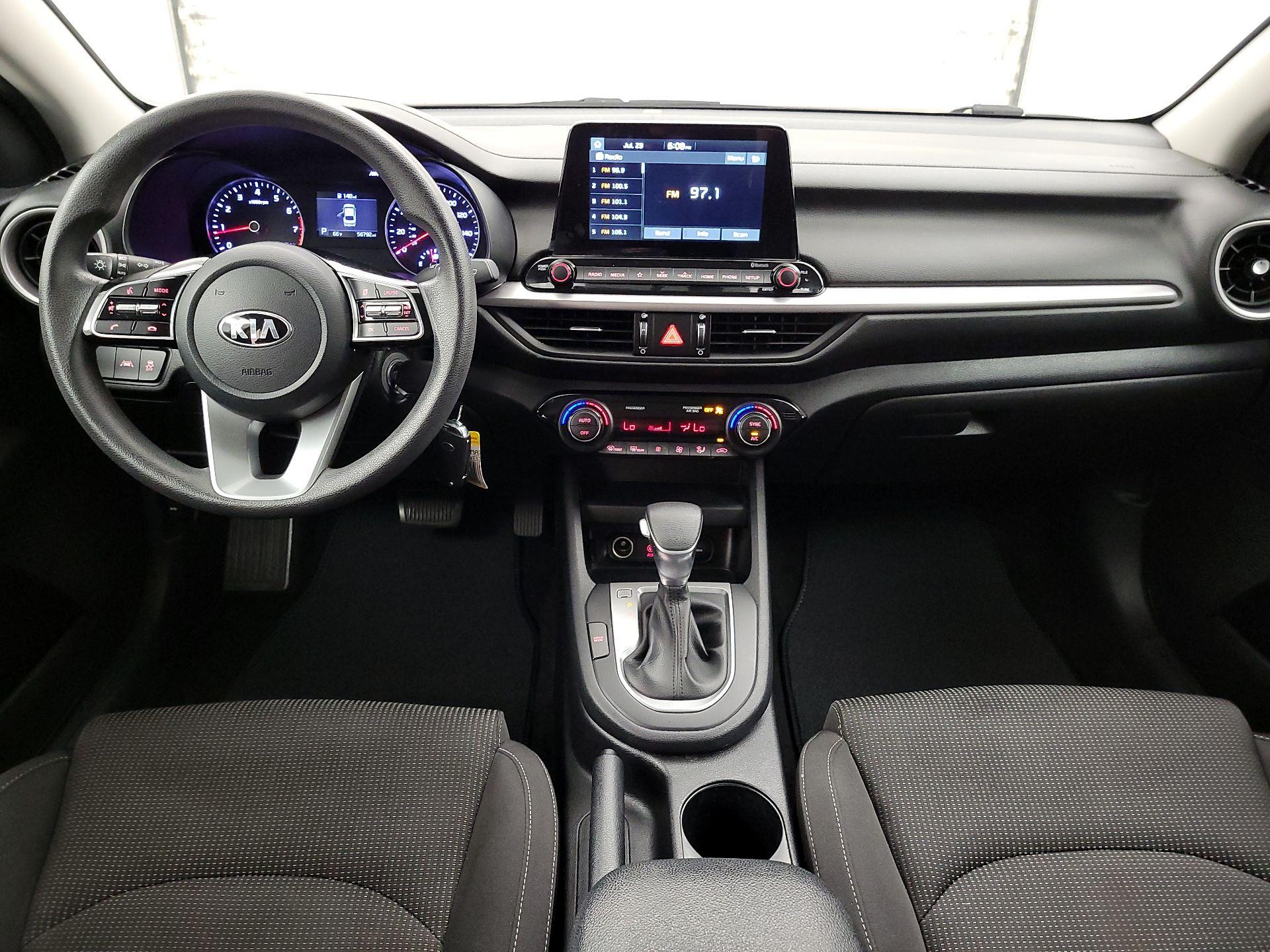 Thumbnail: 2019 Kia Forte - 9
