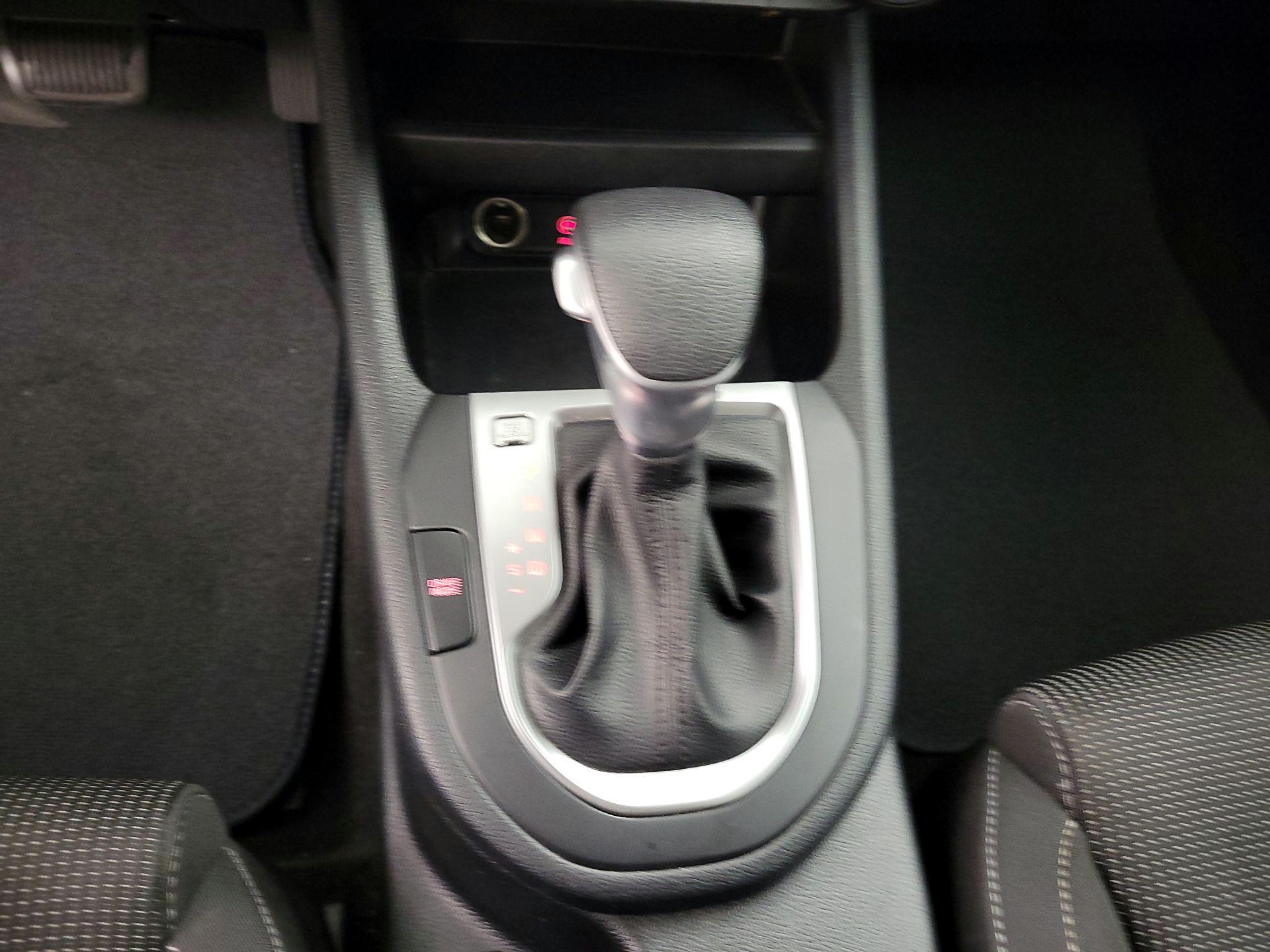 Thumbnail: 2019 Kia Forte - 16