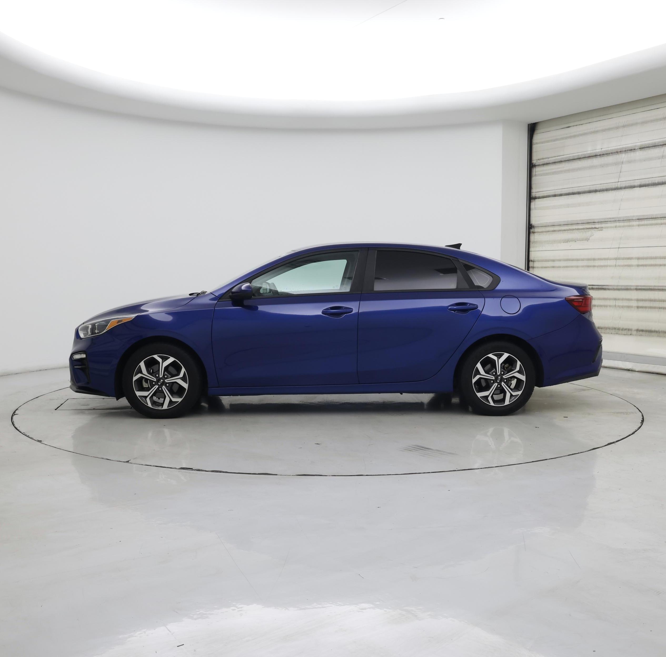 Thumbnail: 2019 Kia Forte - 3