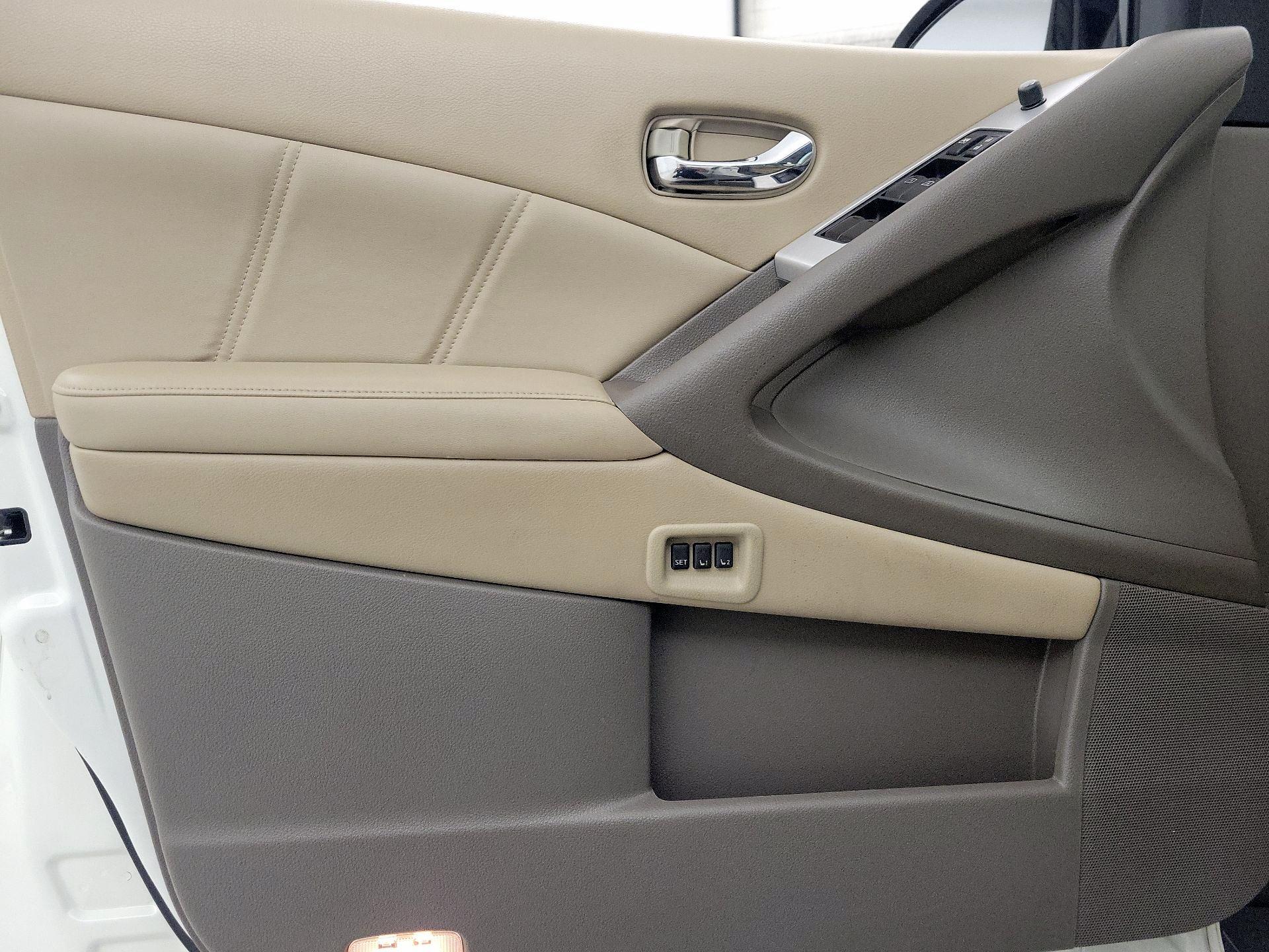 Thumbnail: 2014 Nissan Murano - 12