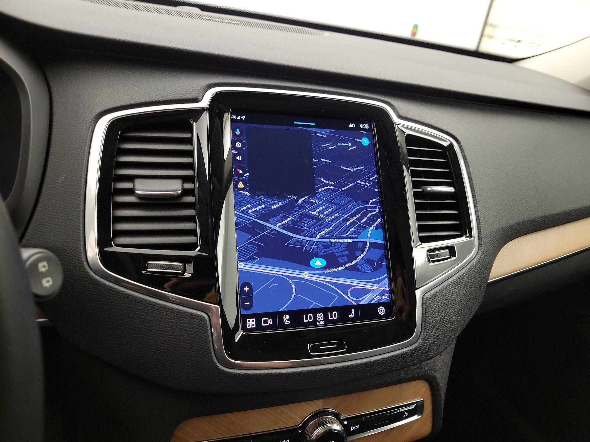 Thumbnail: 2023 Volvo XC90 - 14