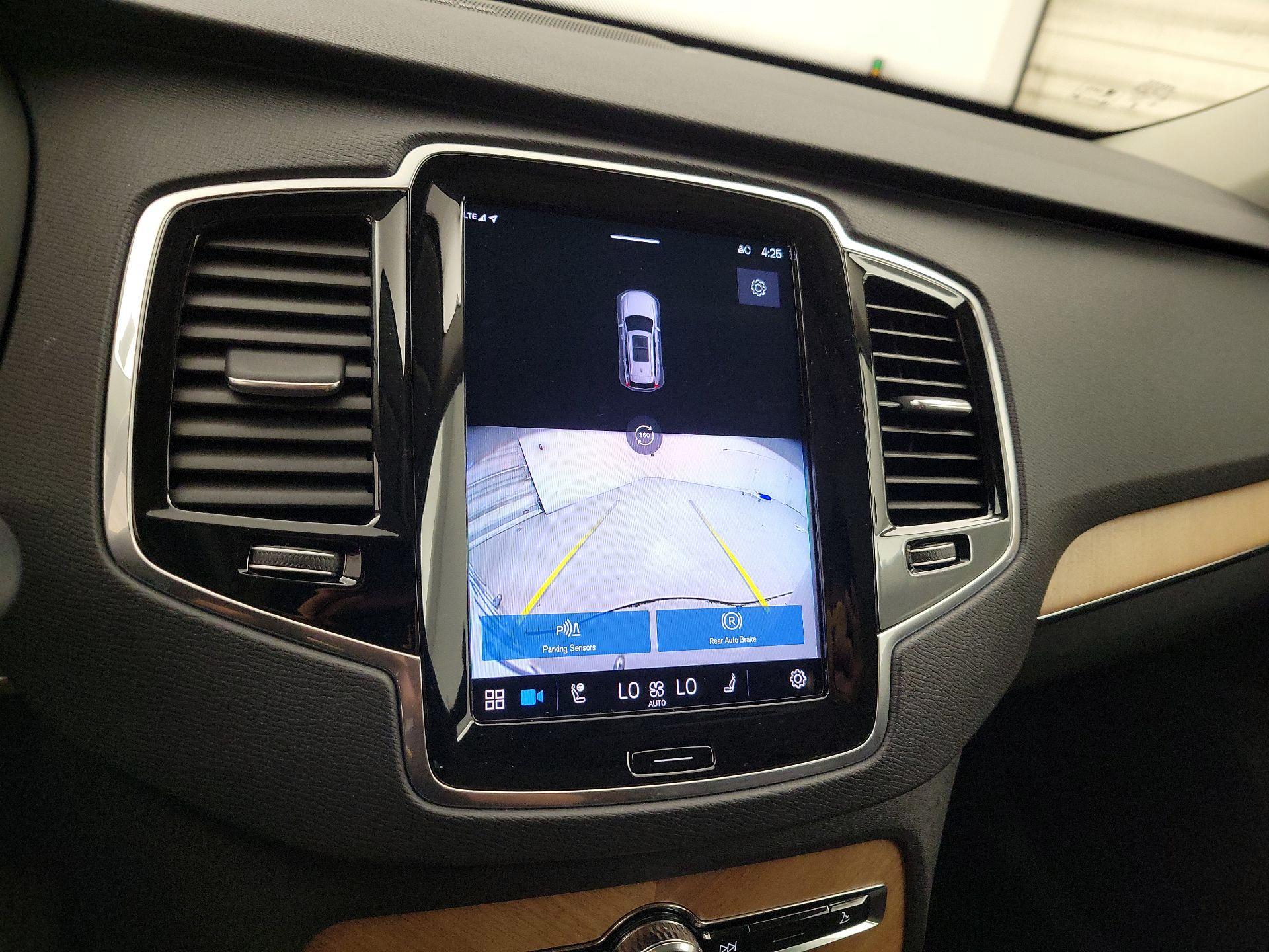 Thumbnail: 2023 Volvo XC90 - 15