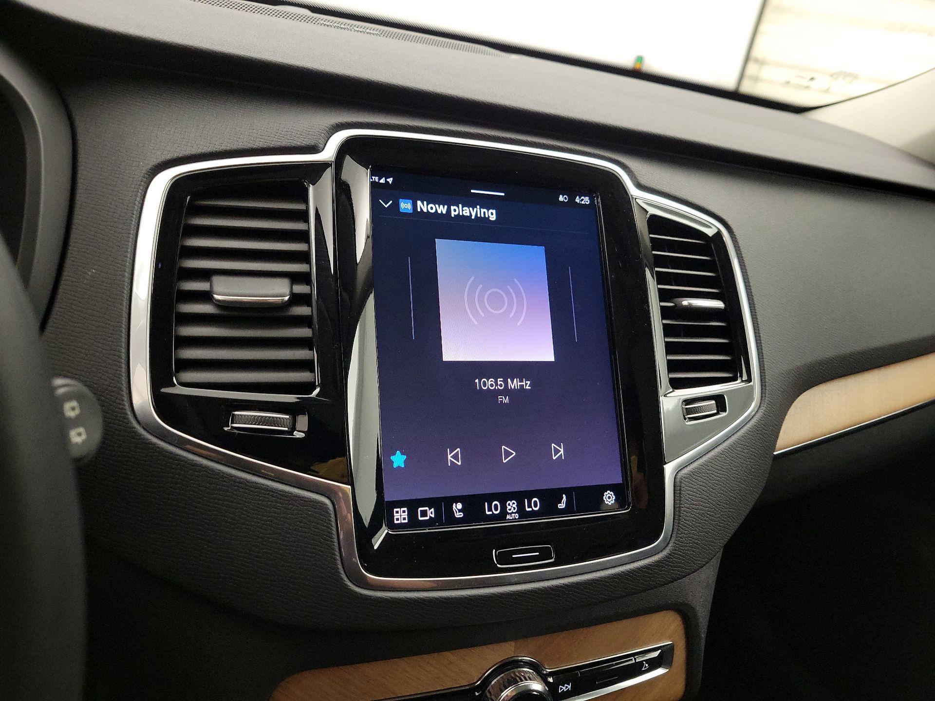 Thumbnail: 2023 Volvo XC90 - 16