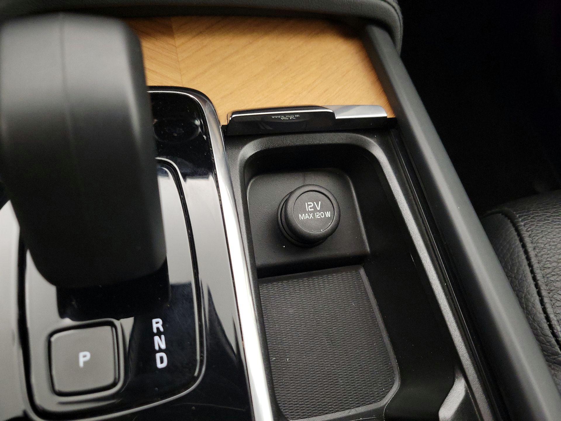 Thumbnail: 2023 Volvo XC90 - 19