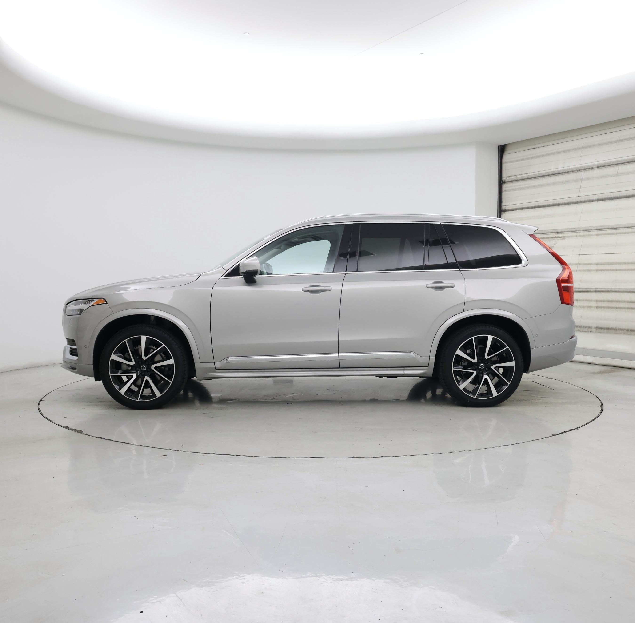 Thumbnail: 2023 Volvo XC90 - 3