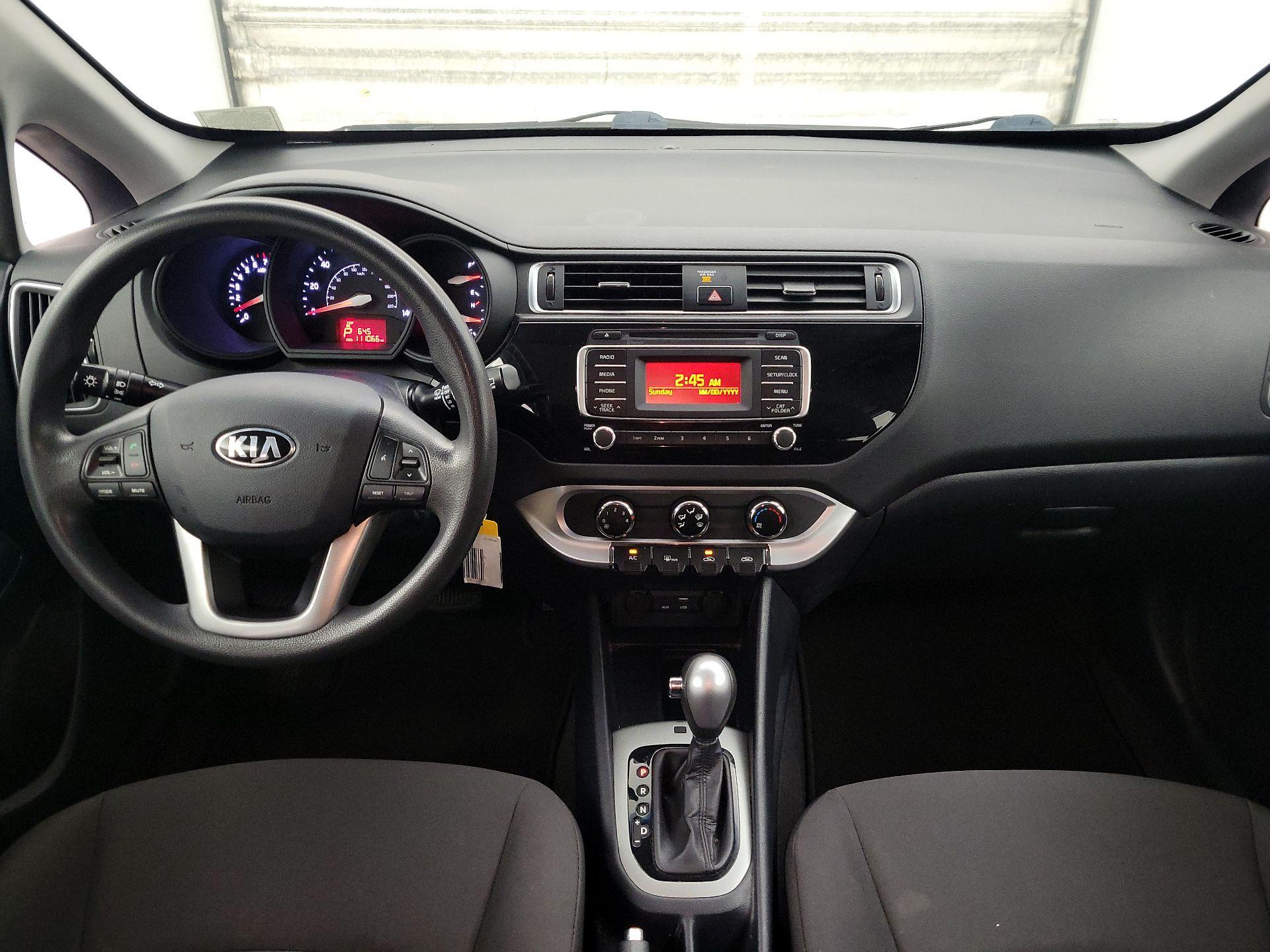 Thumbnail: 2016 Kia Rio - 9