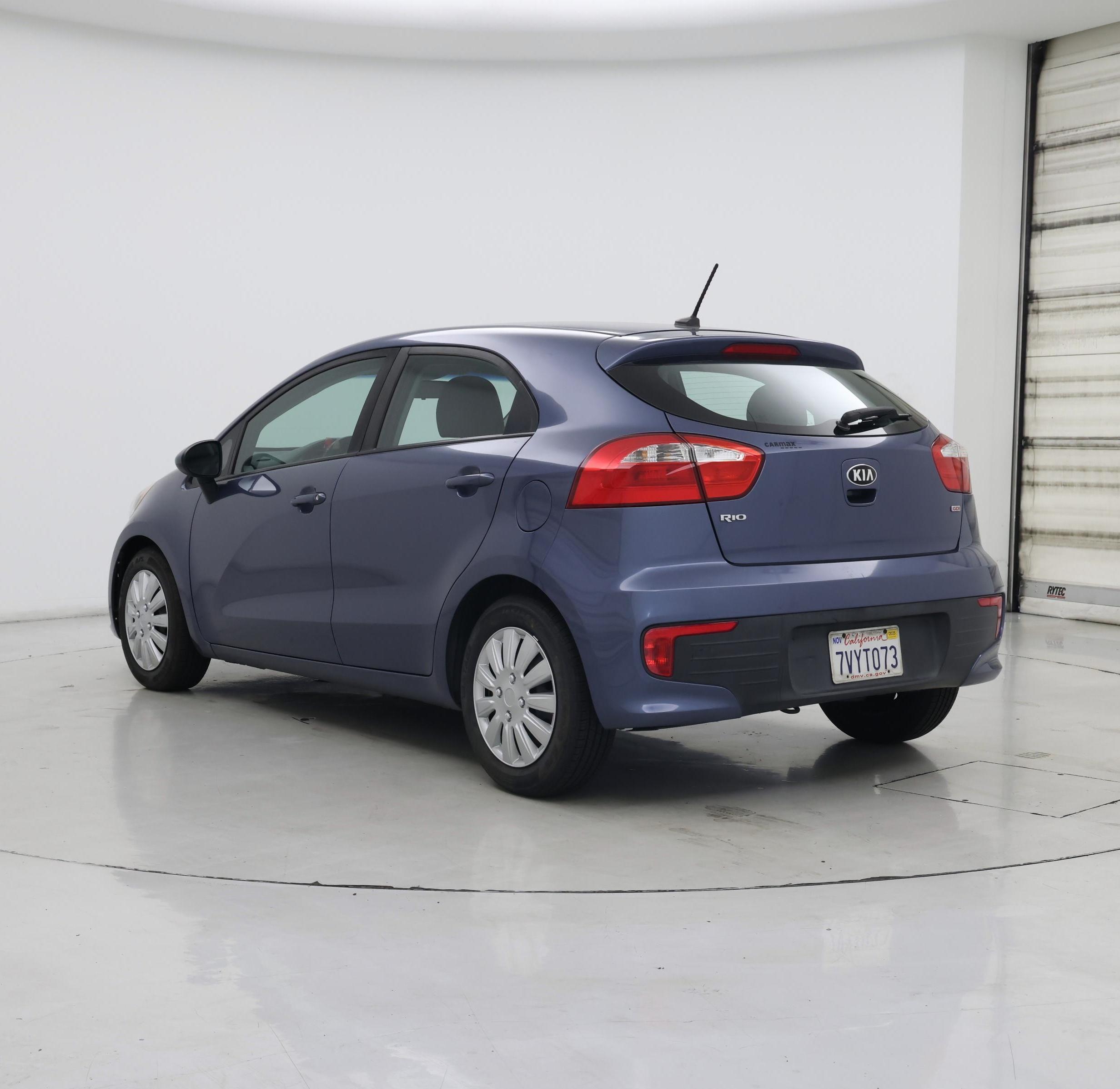 Thumbnail: 2016 Kia Rio - 2