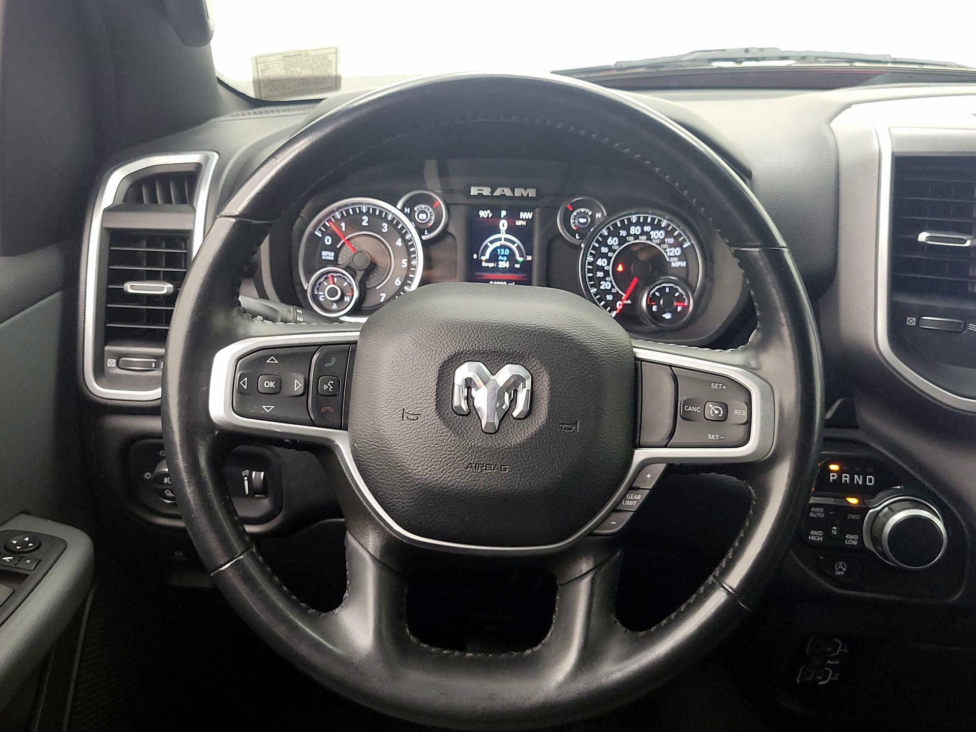 Thumbnail: 2023 RAM 1500 - 10