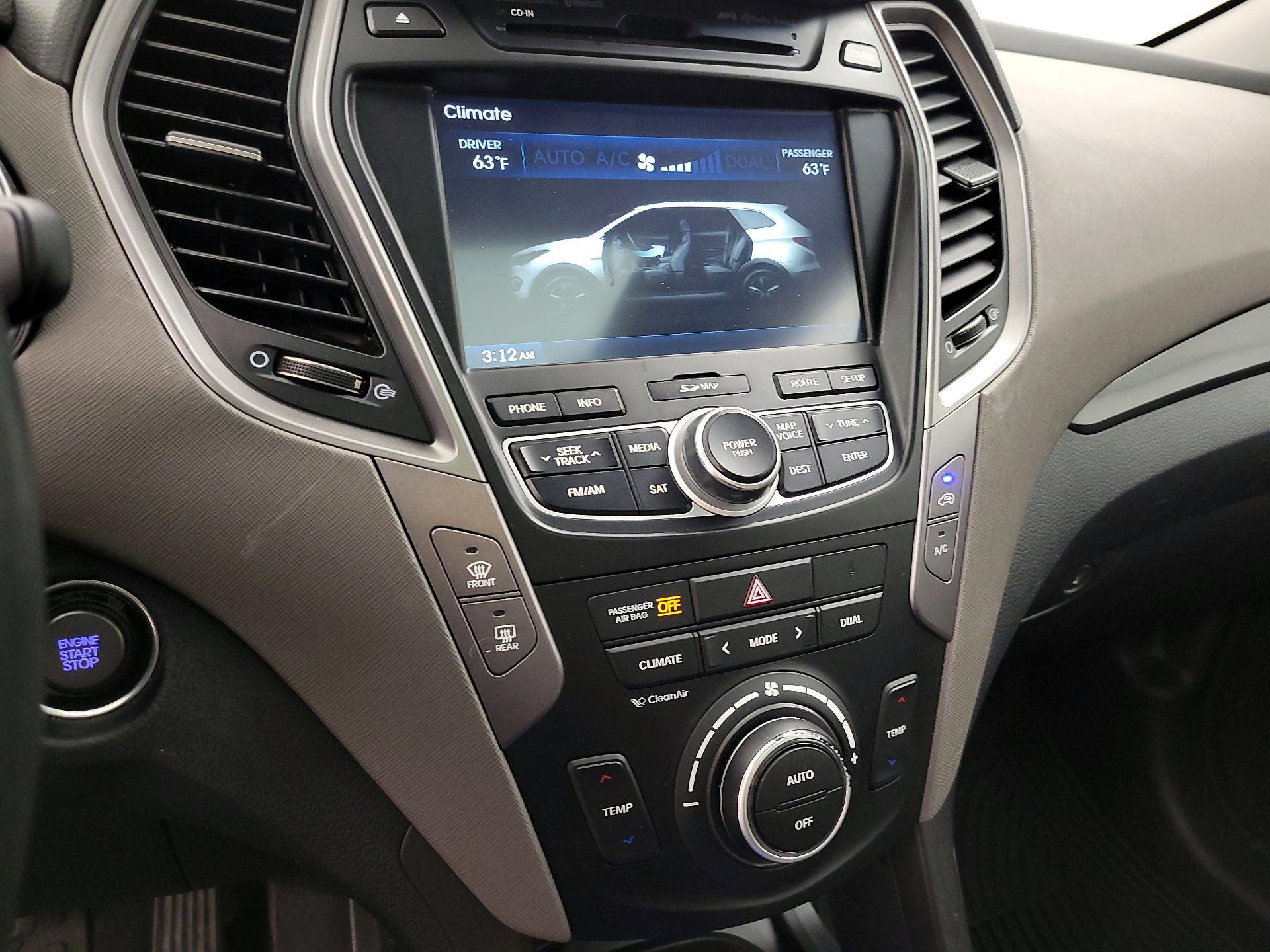 Thumbnail: 2015 Hyundai Santa Fe - 15