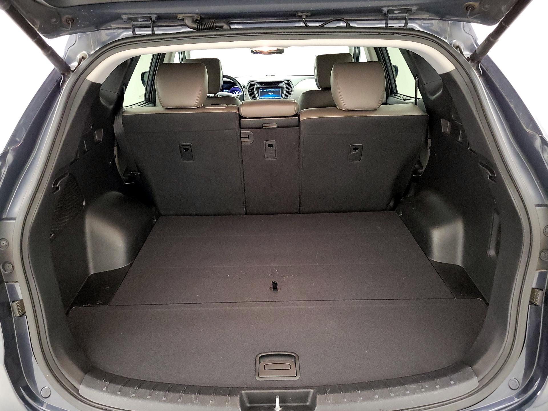 Thumbnail: 2015 Hyundai Santa Fe - 18