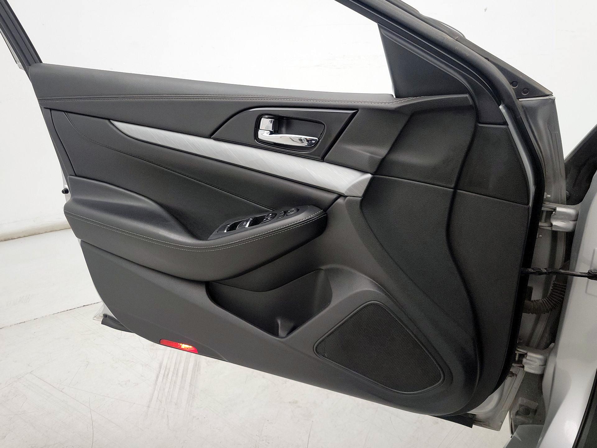 Thumbnail: 2018 Nissan Maxima - 12