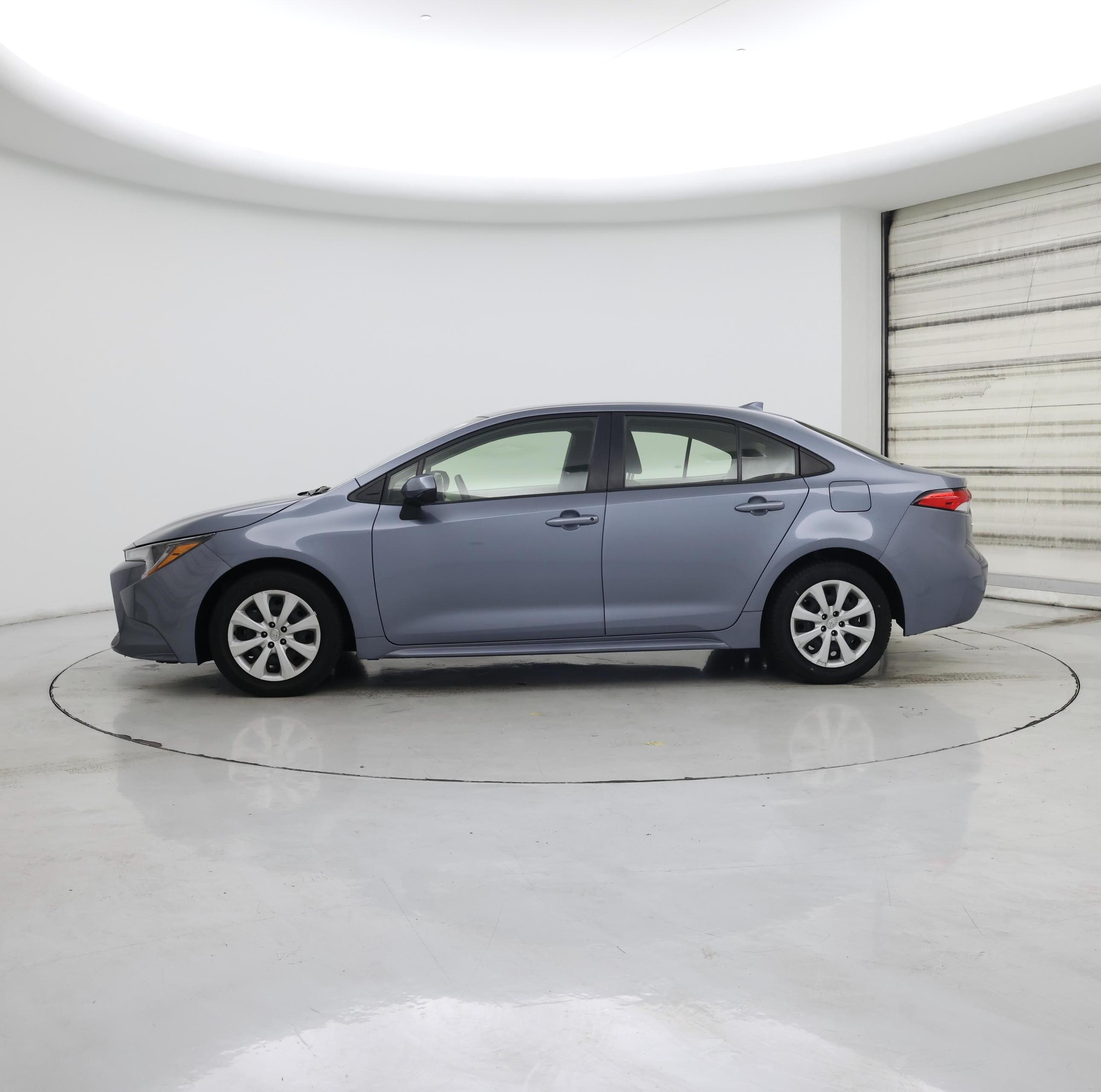 Thumbnail: 2022 Toyota Corolla - 3