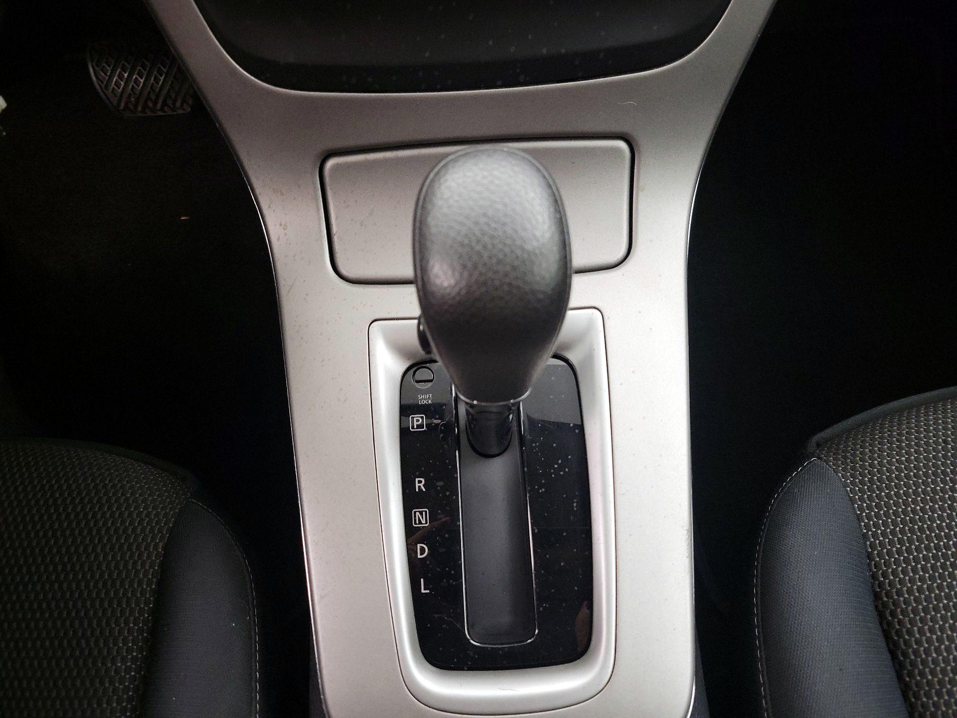 Thumbnail: 2015 Nissan Sentra - 16