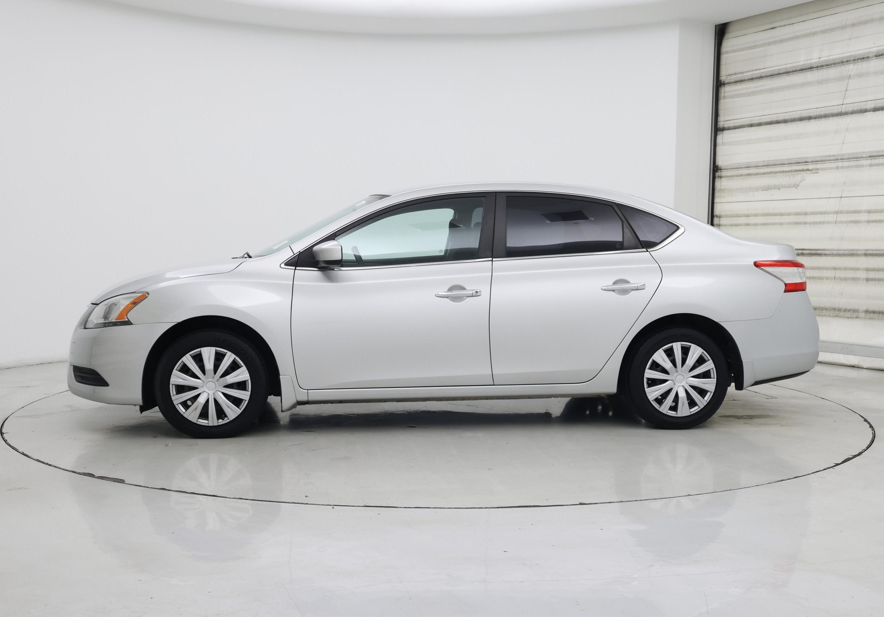 Thumbnail: 2015 Nissan Sentra - 3
