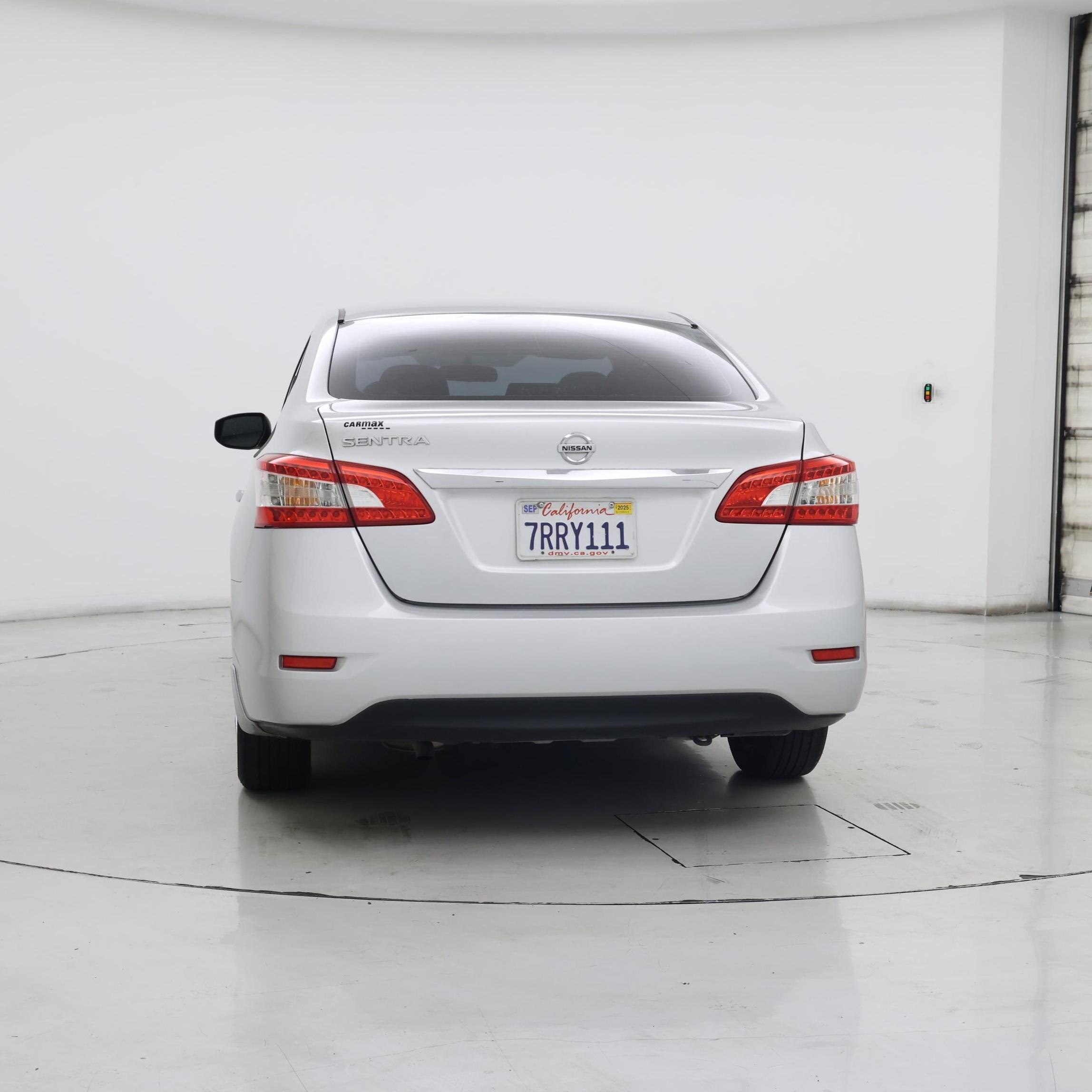 Thumbnail: 2015 Nissan Sentra - 6