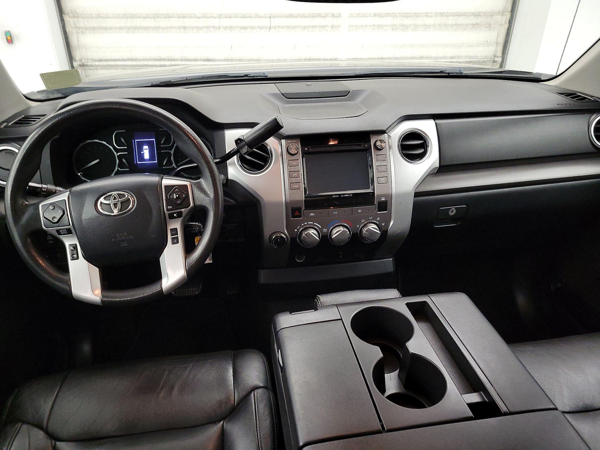 Thumbnail: 2019 Toyota Tundra - 9