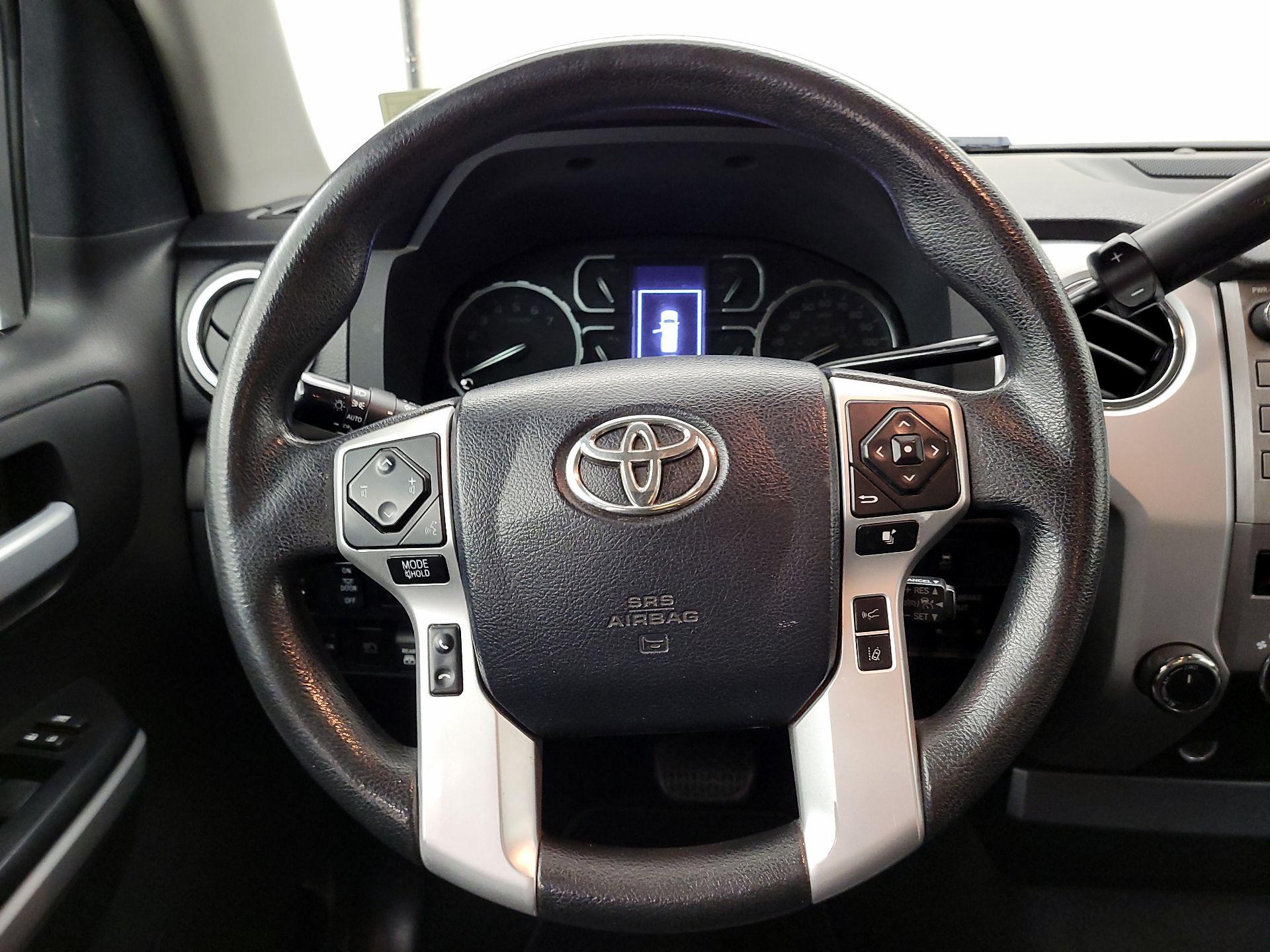 Thumbnail: 2019 Toyota Tundra - 10