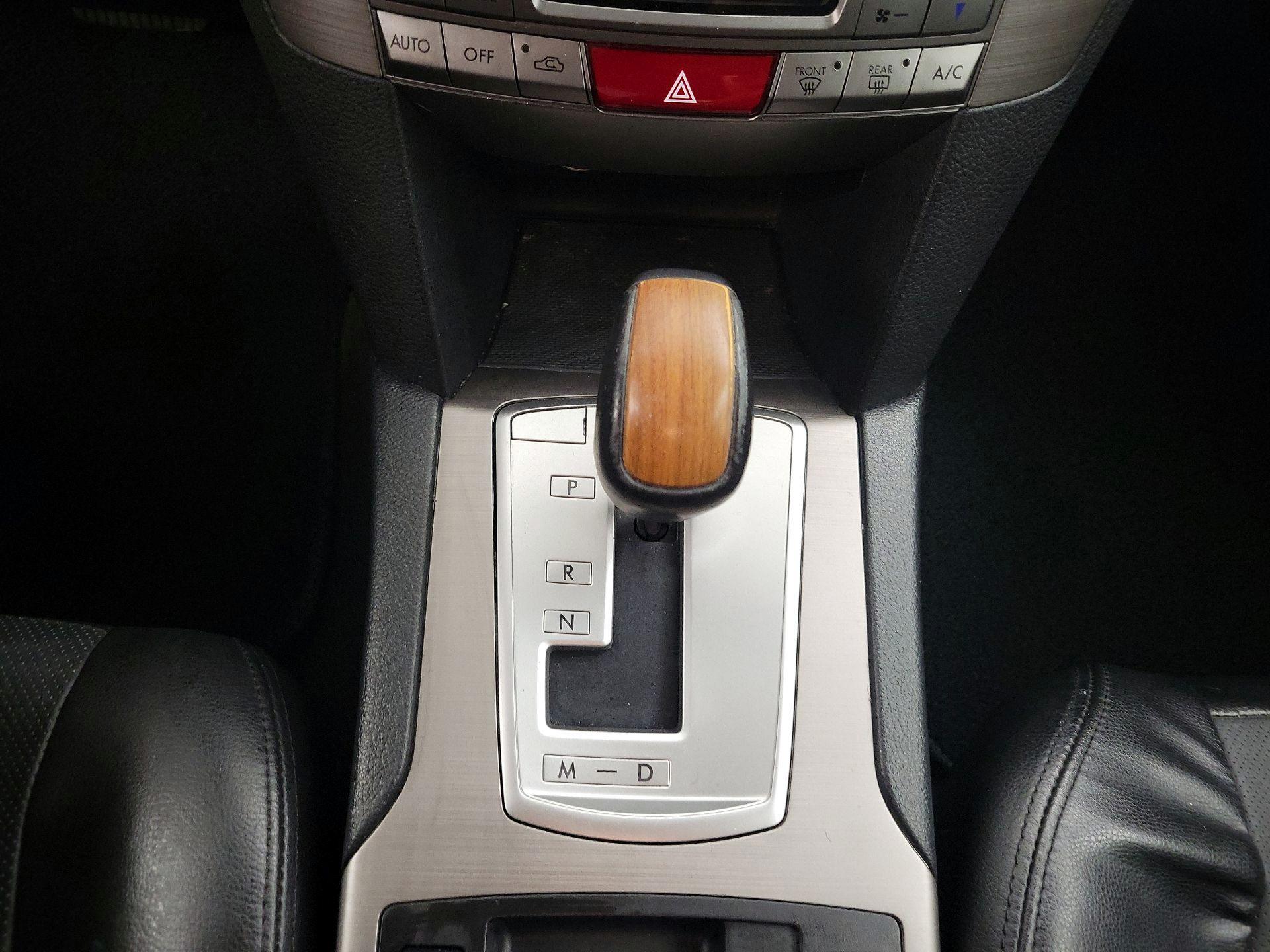 Thumbnail: 2014 Subaru Outback - 17