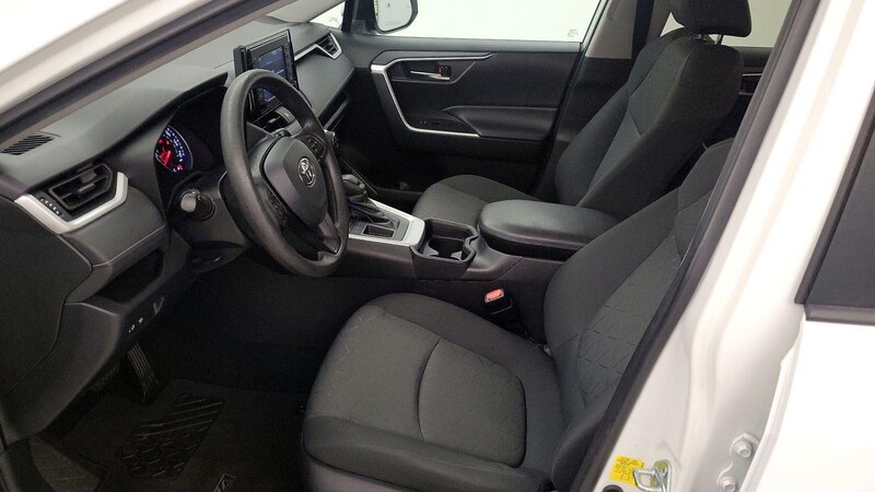 2021 Toyota RAV4 XLE 11